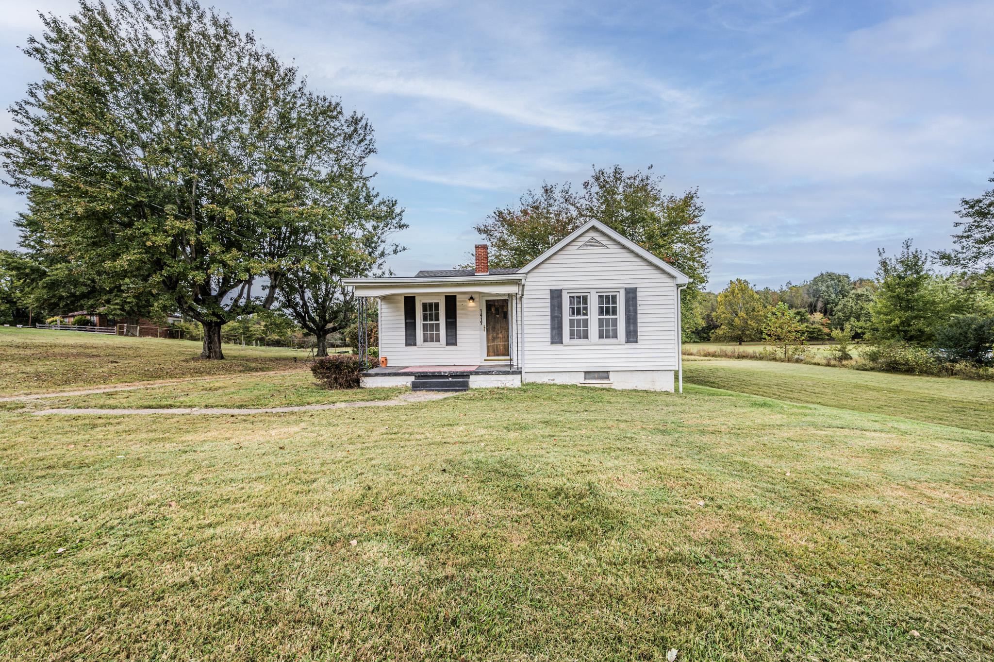 1417 2nd Street, Central City, Kentucky 42330, 2 Bedrooms Bedrooms, ,1 BathroomBathrooms,Single Family Residence,For Sale,2nd Street,88226