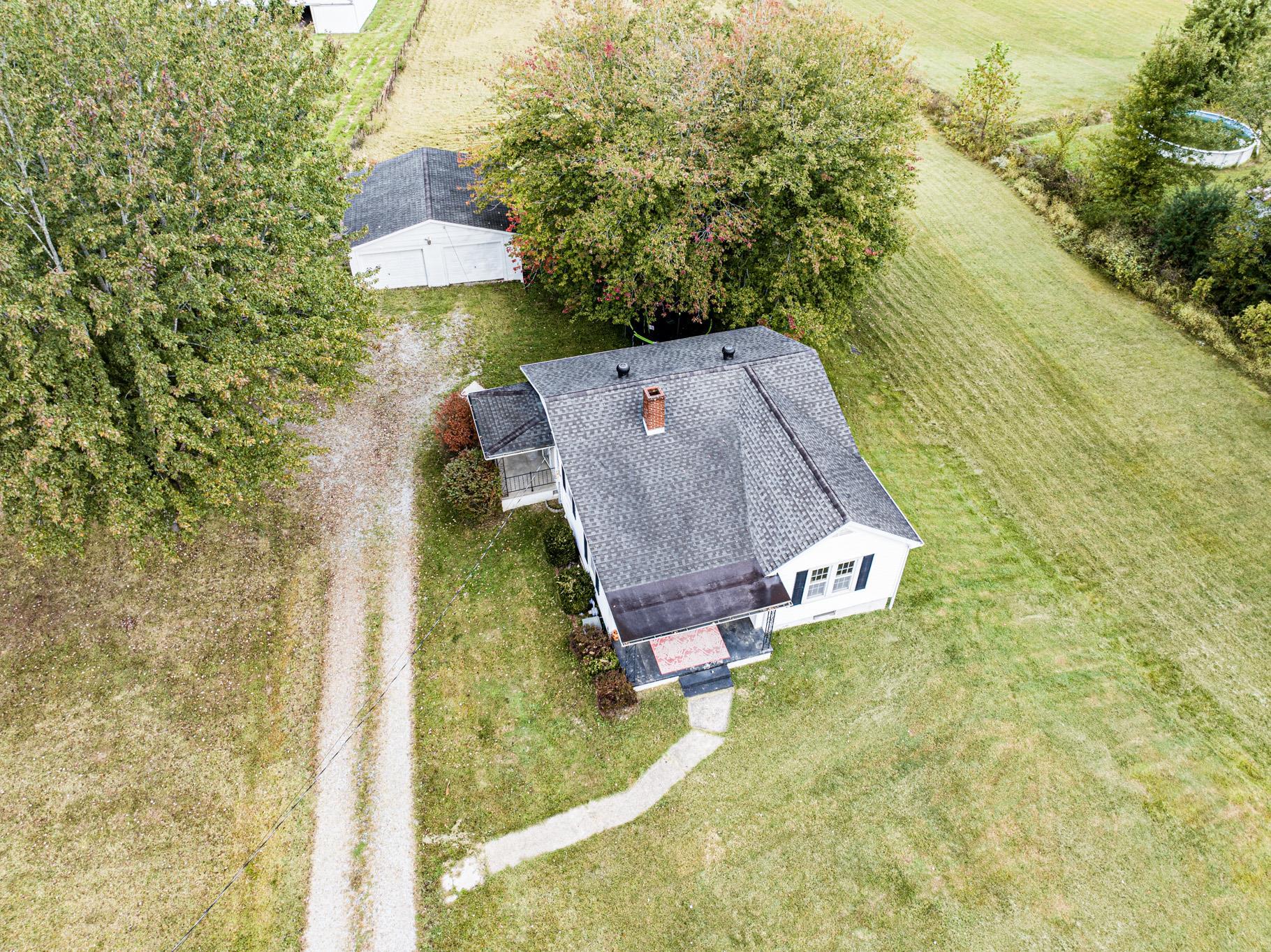 1417 2nd Street, Central City, Kentucky 42330, 2 Bedrooms Bedrooms, ,1 BathroomBathrooms,Single Family Residence,For Sale,2nd Street,88226