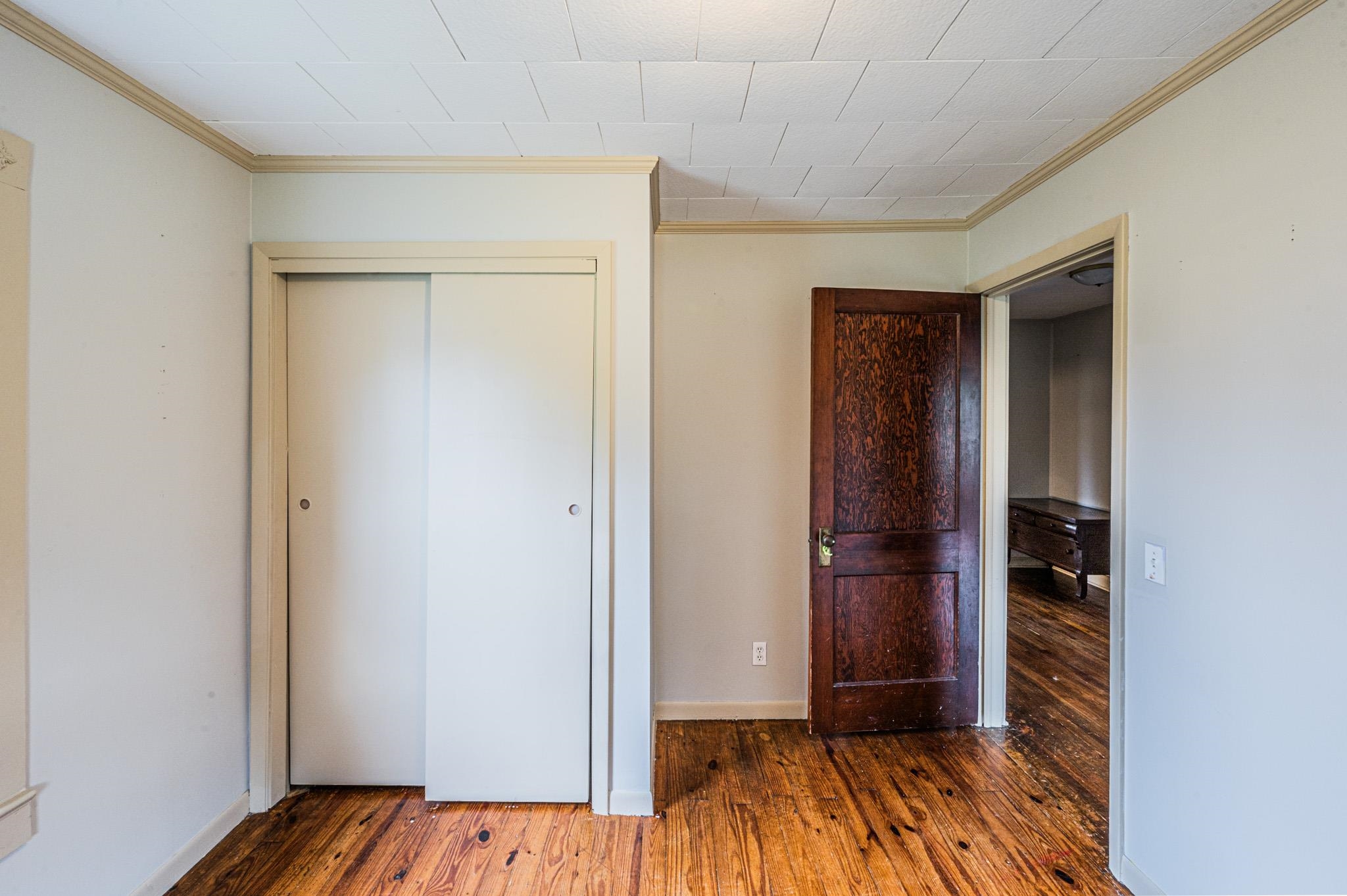 1417 2nd Street, Central City, Kentucky 42330, 2 Bedrooms Bedrooms, ,1 BathroomBathrooms,Single Family Residence,For Sale,2nd Street,88226