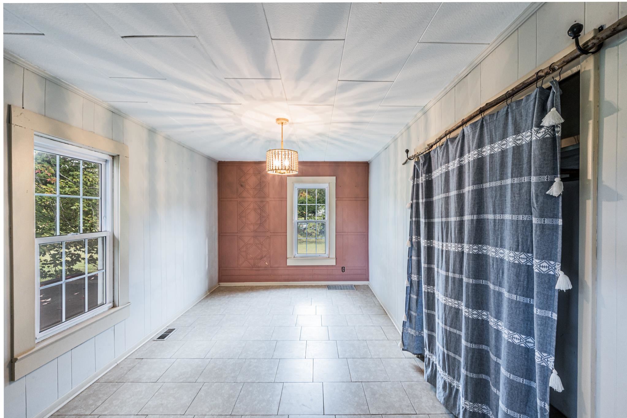 1417 2nd Street, Central City, Kentucky 42330, 2 Bedrooms Bedrooms, ,1 BathroomBathrooms,Single Family Residence,For Sale,2nd Street,88226