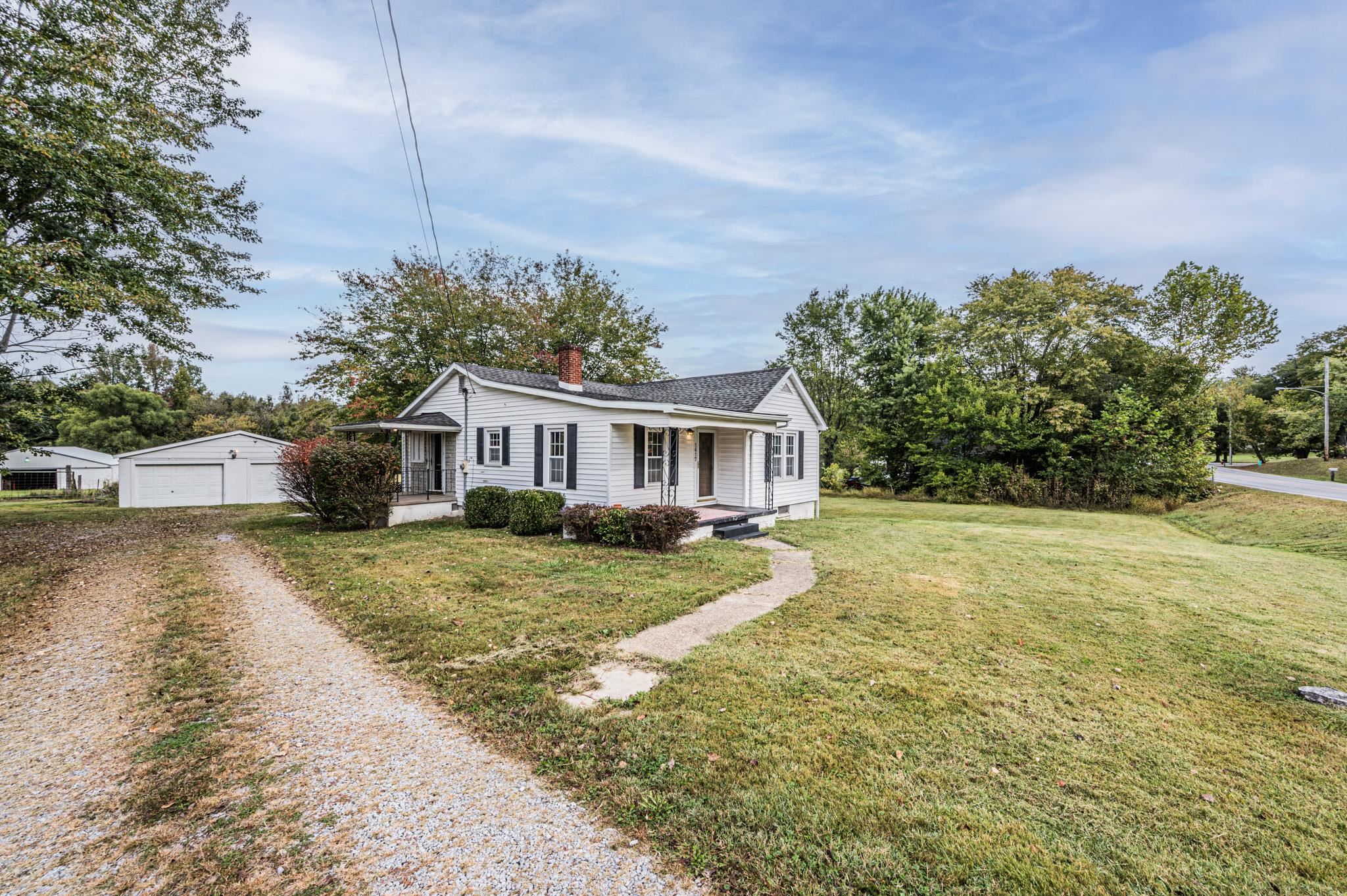 1417 2nd Street, Central City, Kentucky 42330, 2 Bedrooms Bedrooms, ,1 BathroomBathrooms,Single Family Residence,For Sale,2nd Street,88226
