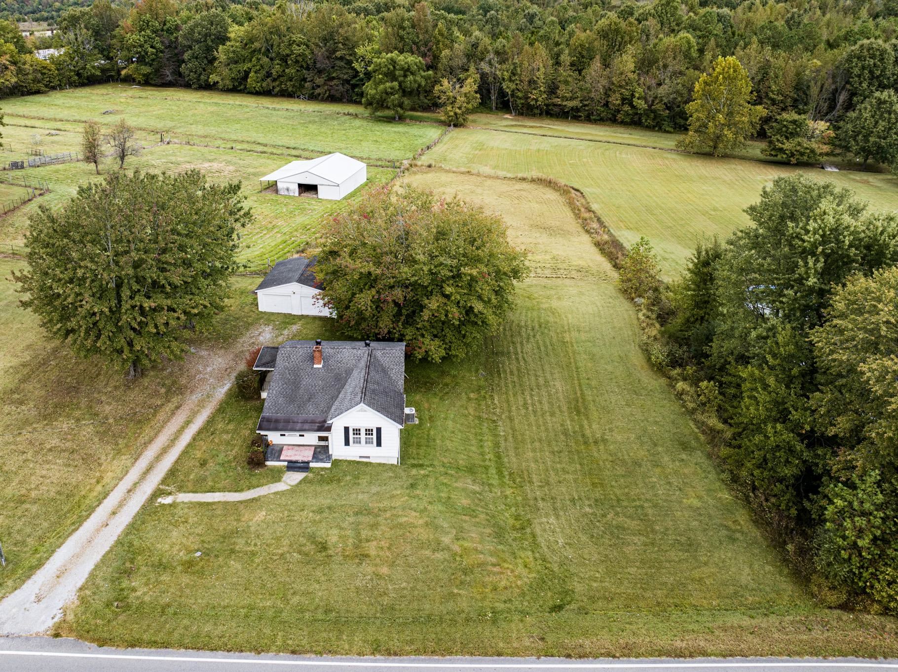 1417 2nd Street, Central City, Kentucky 42330, 2 Bedrooms Bedrooms, ,1 BathroomBathrooms,Single Family Residence,For Sale,2nd Street,88226