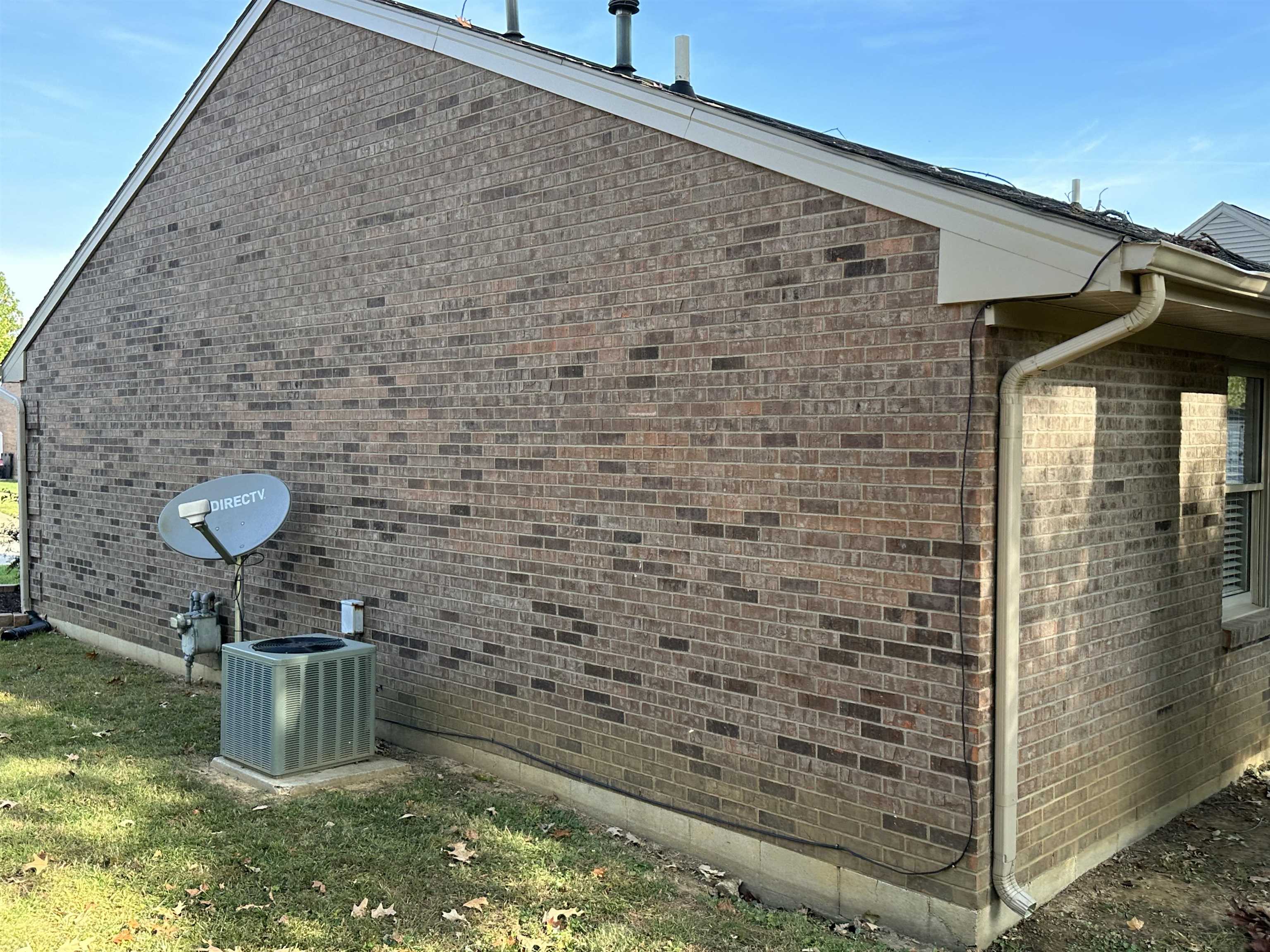 2402 Yewells Landing, Owensboro, Kentucky 42303, 3 Bedrooms Bedrooms, ,2 BathroomsBathrooms,Single Family Residence,For Sale,Yewells Landing,88234