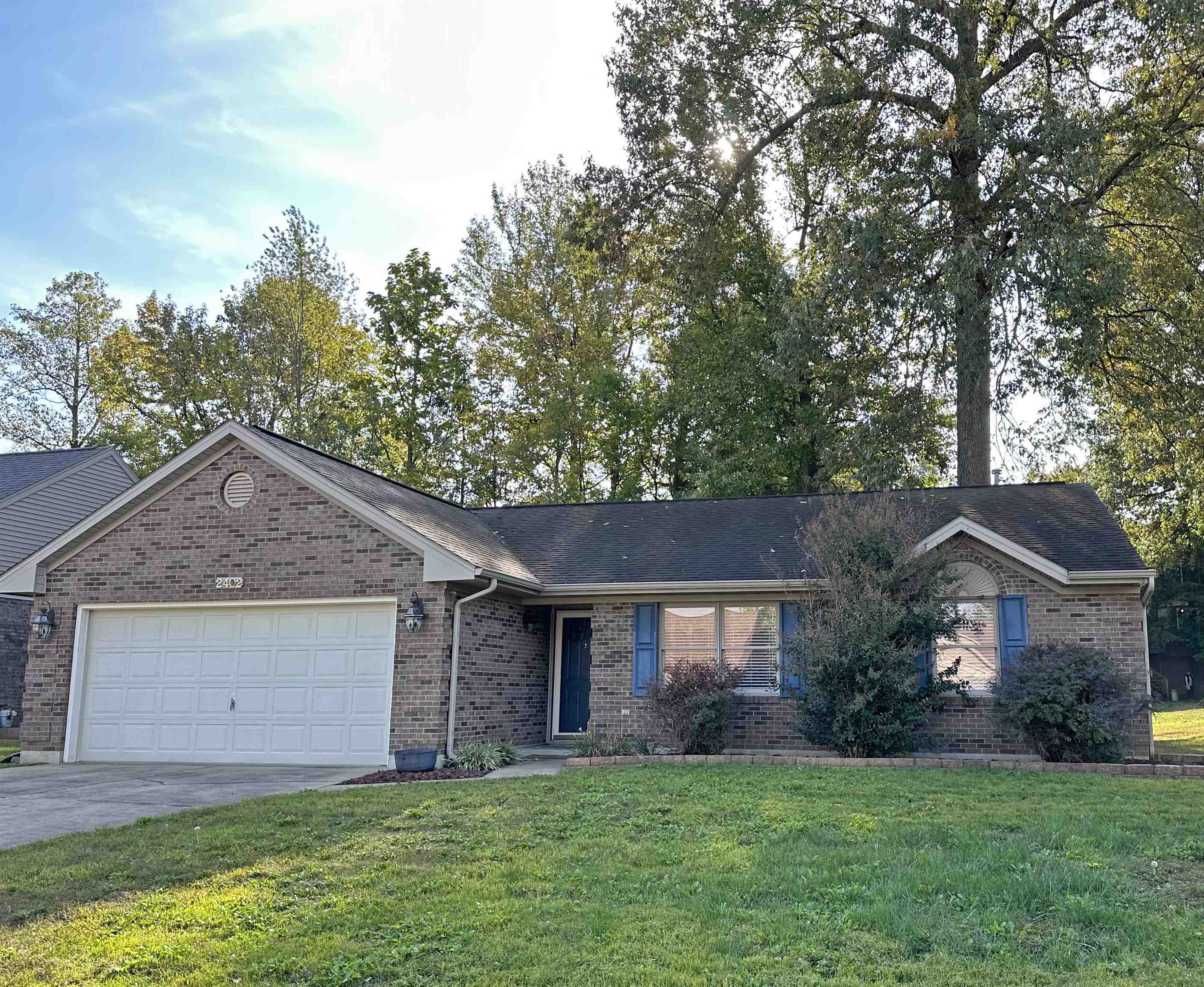 2402 Yewells Landing, Owensboro, Kentucky 42303, 3 Bedrooms Bedrooms, ,2 BathroomsBathrooms,Single Family Residence,For Sale,Yewells Landing,88234