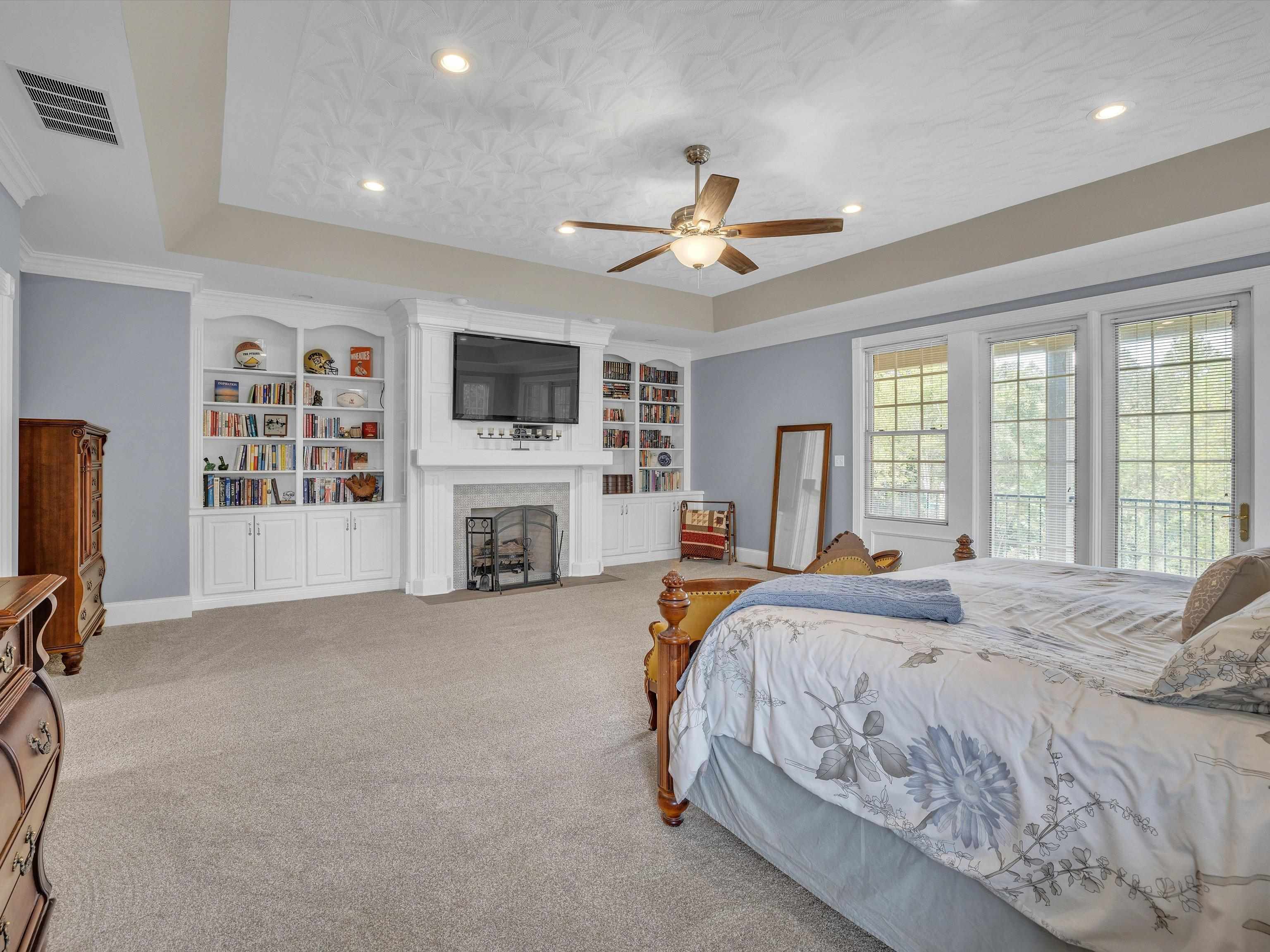 1661 Barclay Ave, Owensboro, Kentucky 42303, 4 Bedrooms Bedrooms, ,4 BathroomsBathrooms,Single Family Residence,For Sale,Barclay Ave,88250