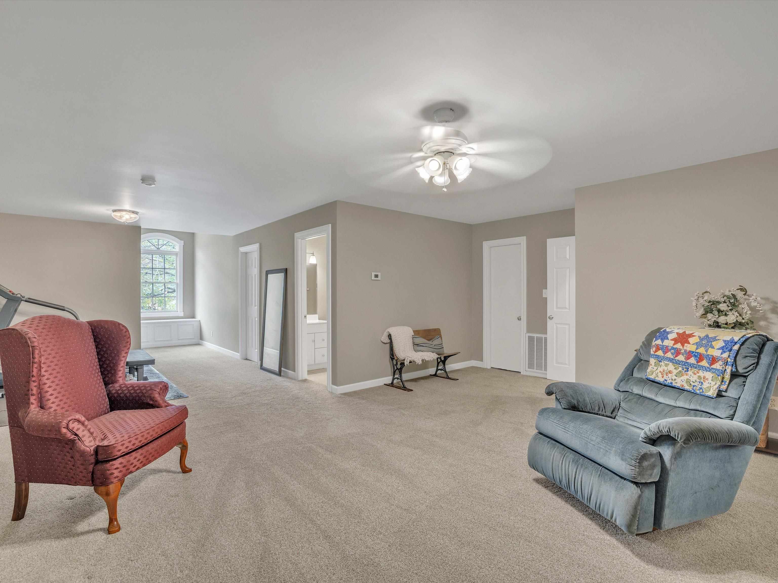 1661 Barclay Ave, Owensboro, Kentucky 42303, 4 Bedrooms Bedrooms, ,4 BathroomsBathrooms,Single Family Residence,For Sale,Barclay Ave,88250
