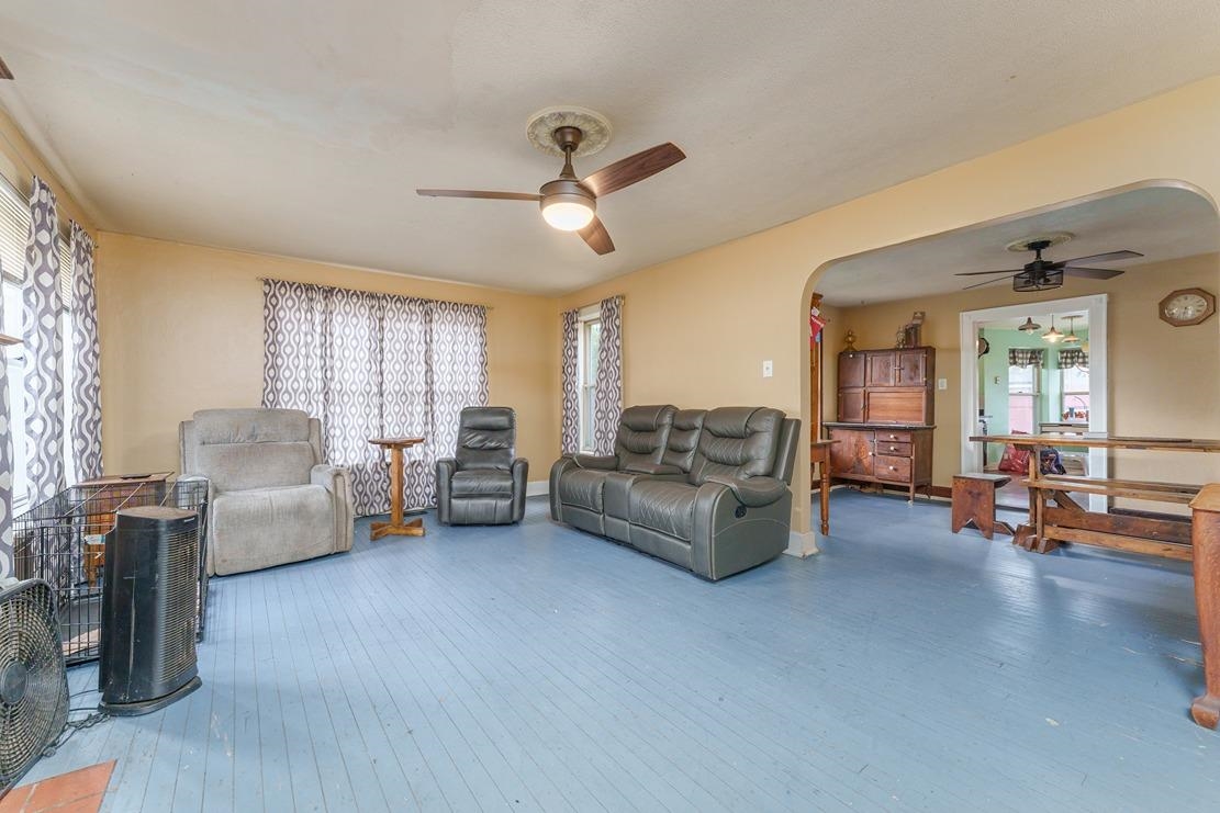 2203 HWY 144, Owensboro, Kentucky 42303, 3 Bedrooms Bedrooms, ,1 BathroomBathrooms,Single Family Residence,For Sale,HWY 144,88259