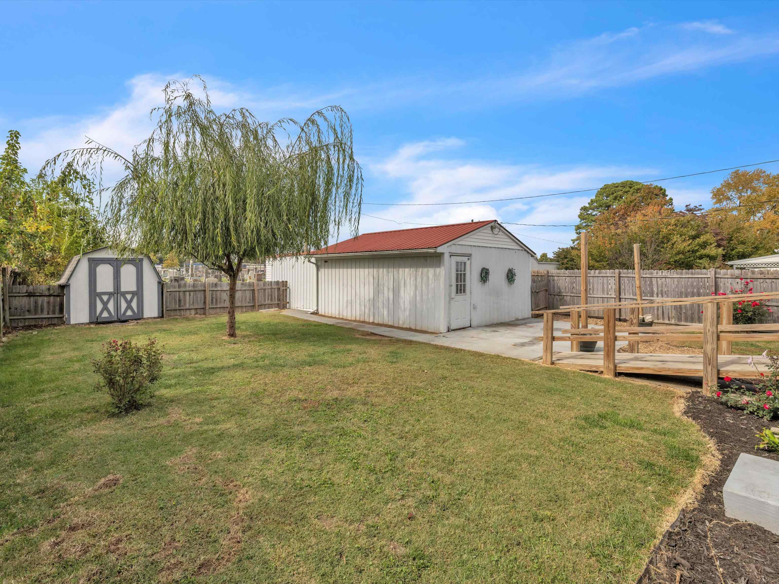 1304 Independence Ave, Owensboro, Kentucky 42301, 3 Bedrooms Bedrooms, ,2 BathroomsBathrooms,Single Family Residence,For Sale,Independence Ave,88262