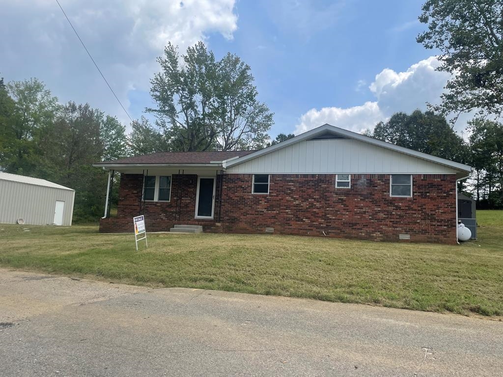 518 Peach Street, NORTONVILLE, Kentucky 42442, 3 Bedrooms Bedrooms, ,2 BathroomsBathrooms,Single Family Residence,For Sale,Peach Street,88264