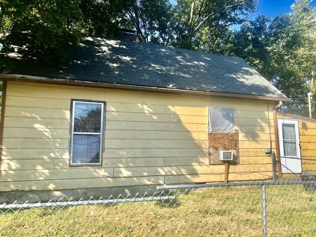 102 O'Neal Avenue, Hopkinsville, Kentucky 42240, 2 Bedrooms Bedrooms, ,1 BathroomBathrooms,Single Family Residence,For Sale,O'Neal Avenue,88268