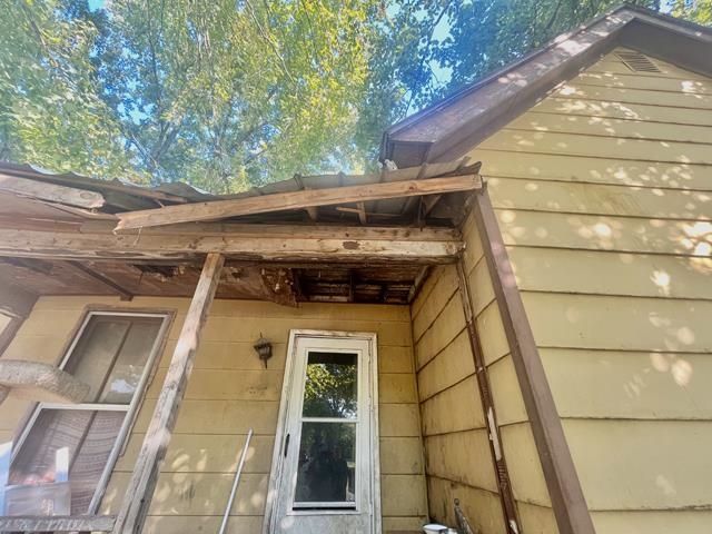 102 O'Neal Avenue, Hopkinsville, Kentucky 42240, 2 Bedrooms Bedrooms, ,1 BathroomBathrooms,Single Family Residence,For Sale,O'Neal Avenue,88268