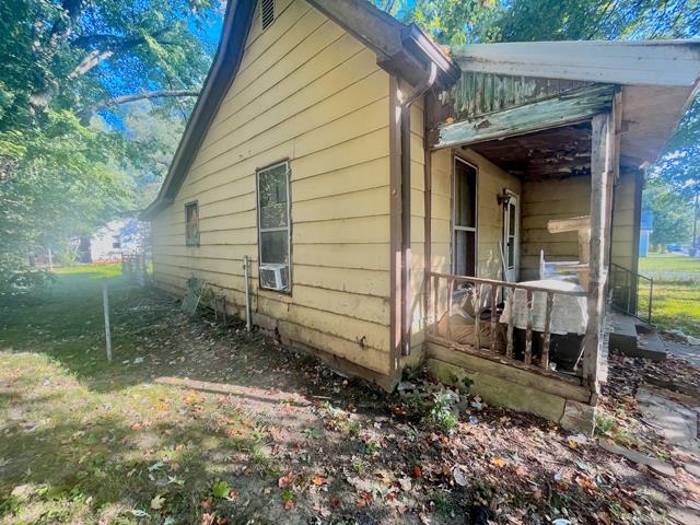 102 O'Neal Avenue, Hopkinsville, Kentucky 42240, 2 Bedrooms Bedrooms, ,1 BathroomBathrooms,Single Family Residence,For Sale,O'Neal Avenue,88268