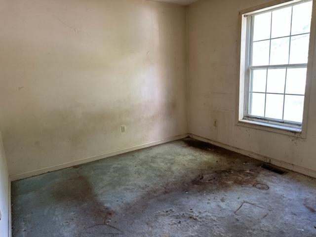 221 Church St, Madisonville, Kentucky 42431, 3 Bedrooms Bedrooms, ,1 BathroomBathrooms,Single Family Residence,For Sale,Church St,88272