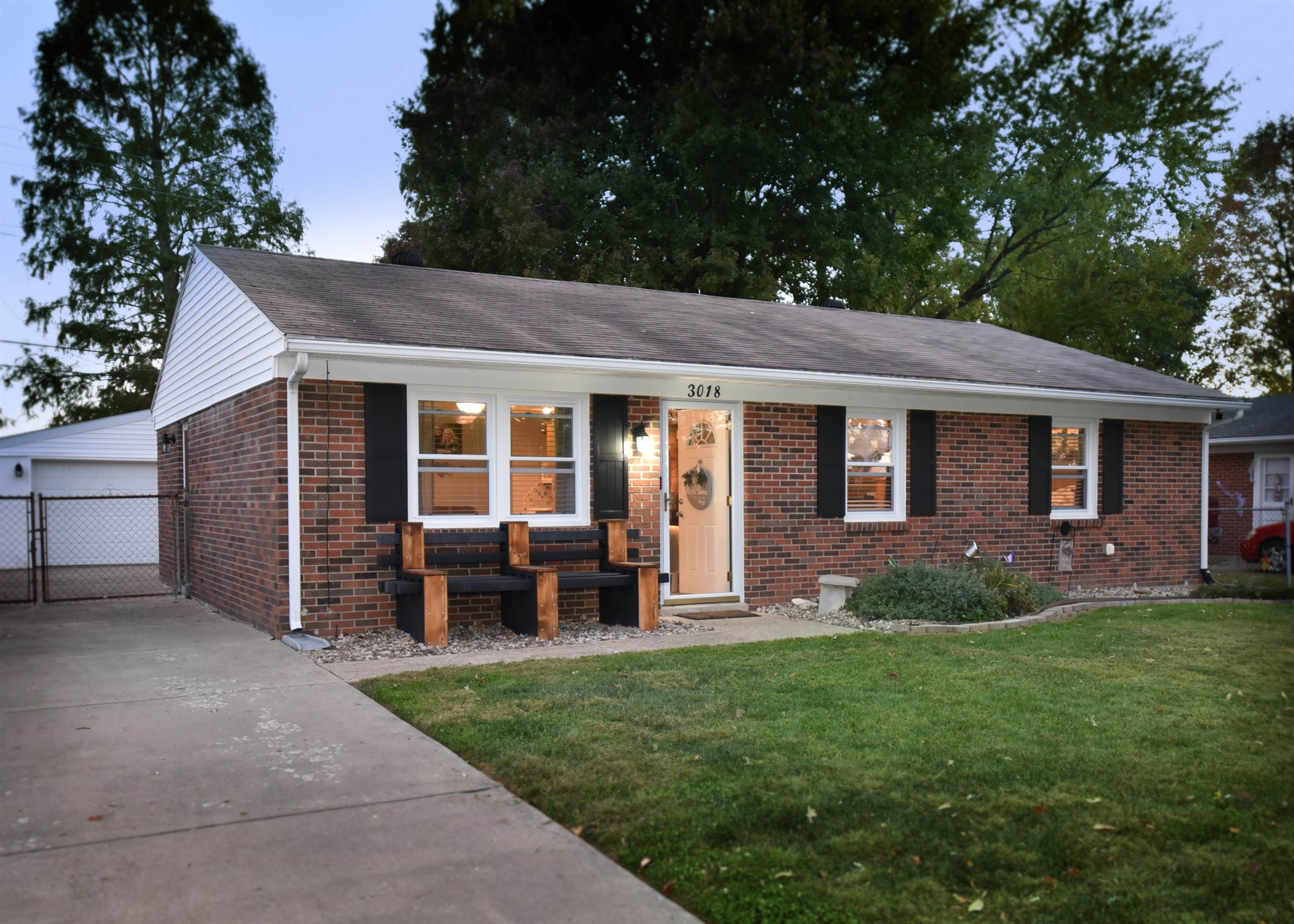 3018 Yellowstone Dr, Owensboro, Kentucky 42301-0000, 3 Bedrooms Bedrooms, ,1 BathroomBathrooms,Single Family Residence,For Sale,Yellowstone Dr,88277