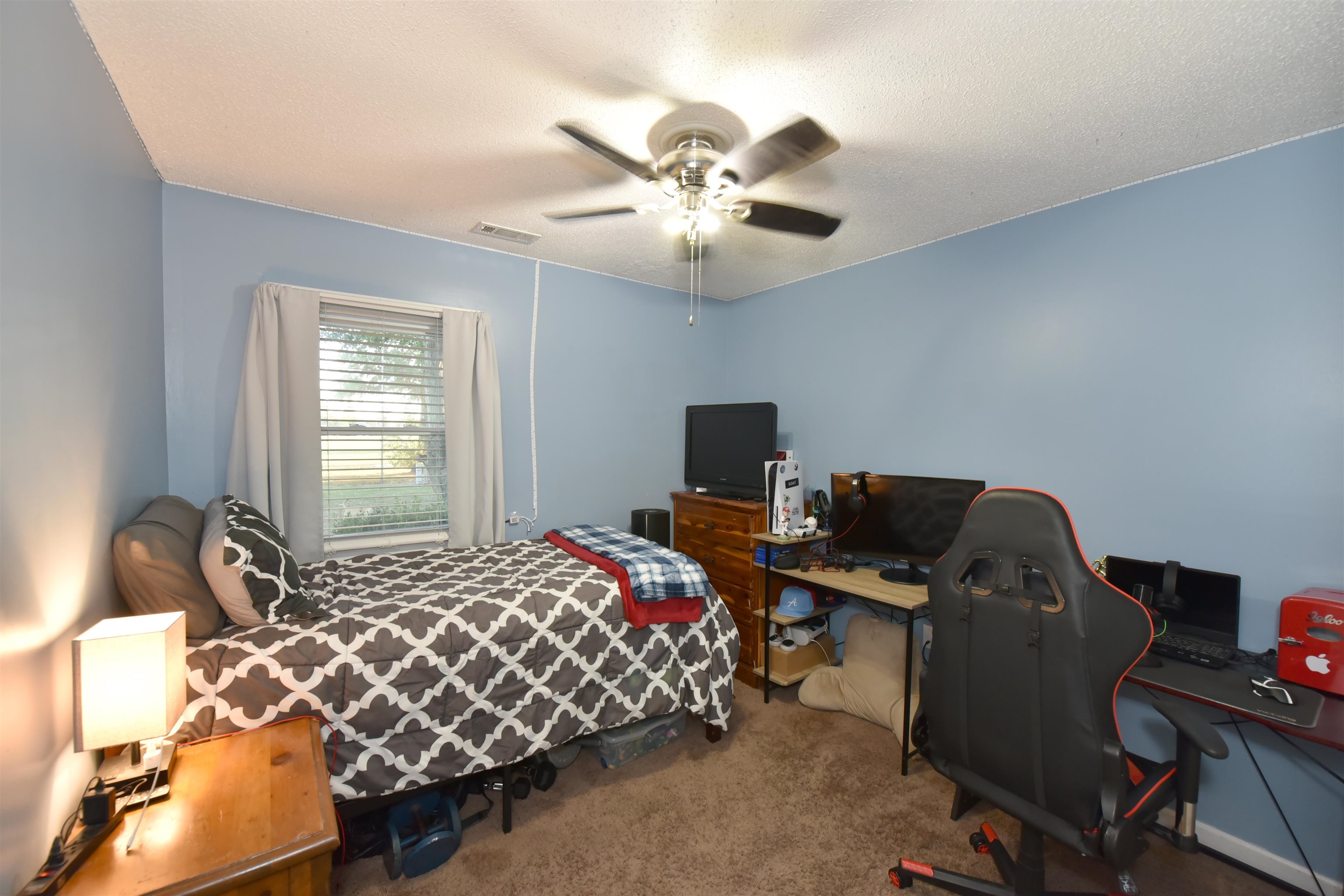 3018 Yellowstone Dr, Owensboro, Kentucky 42301-0000, 3 Bedrooms Bedrooms, ,1 BathroomBathrooms,Single Family Residence,For Sale,Yellowstone Dr,88277