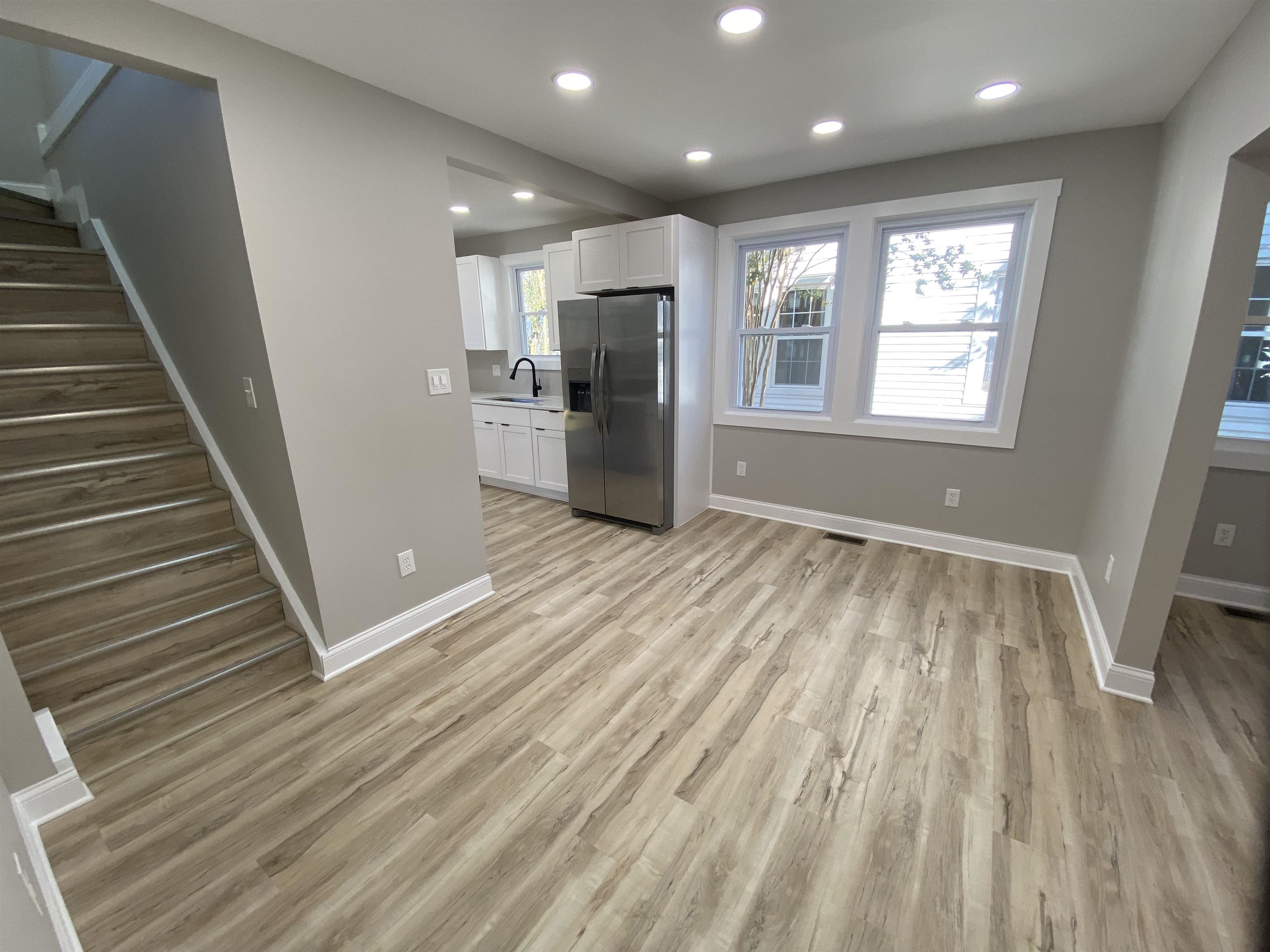 1403 12th St, Owensboro, Kentucky 42301, 3 Bedrooms Bedrooms, ,2 BathroomsBathrooms,Single Family Residence,For Sale,12th St,88280