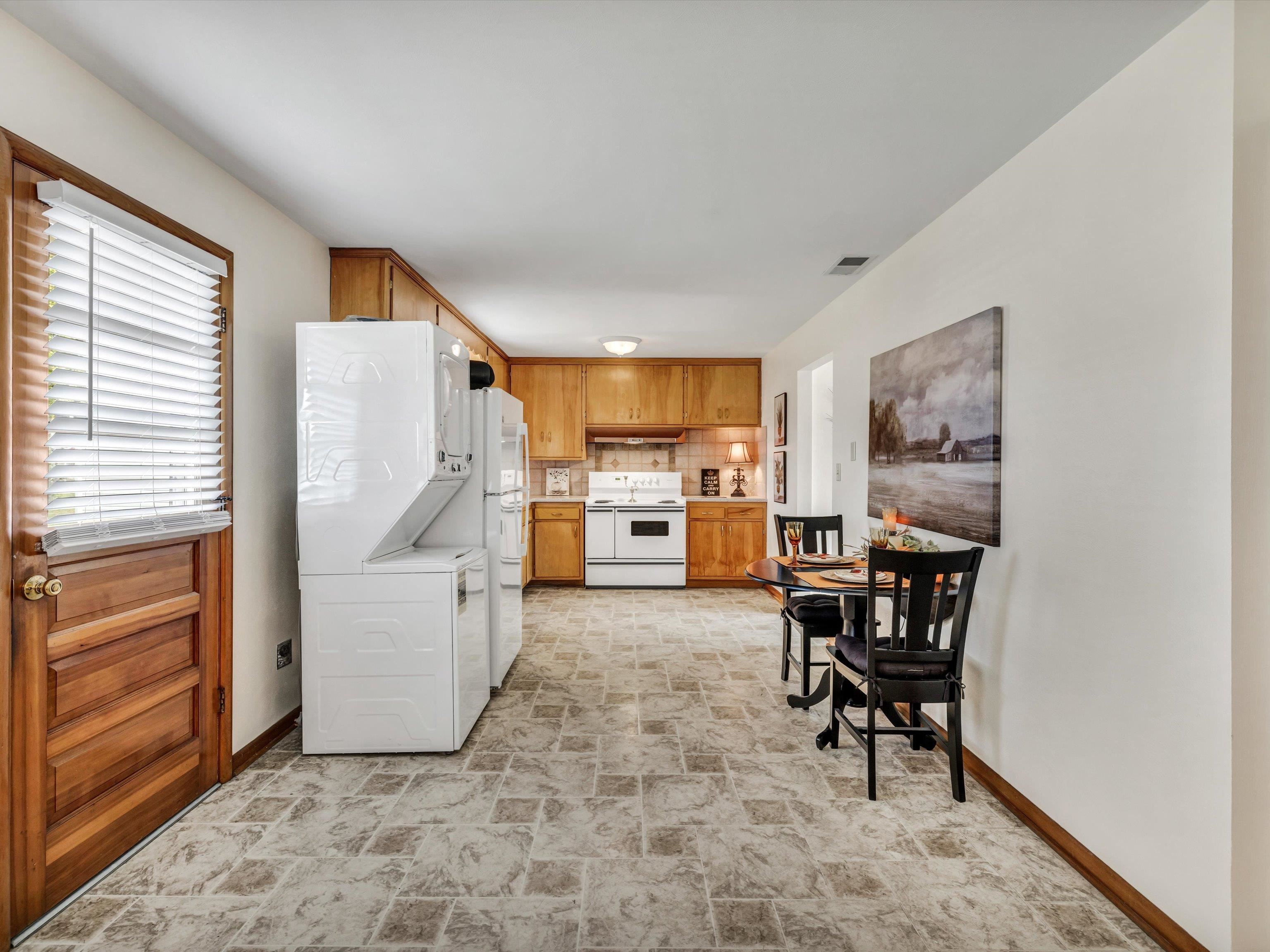 1239 Concord Terrace, Owensboro, Kentucky 42303, 3 Bedrooms Bedrooms, ,1 BathroomBathrooms,Single Family Residence,For Sale,Concord Terrace,88294