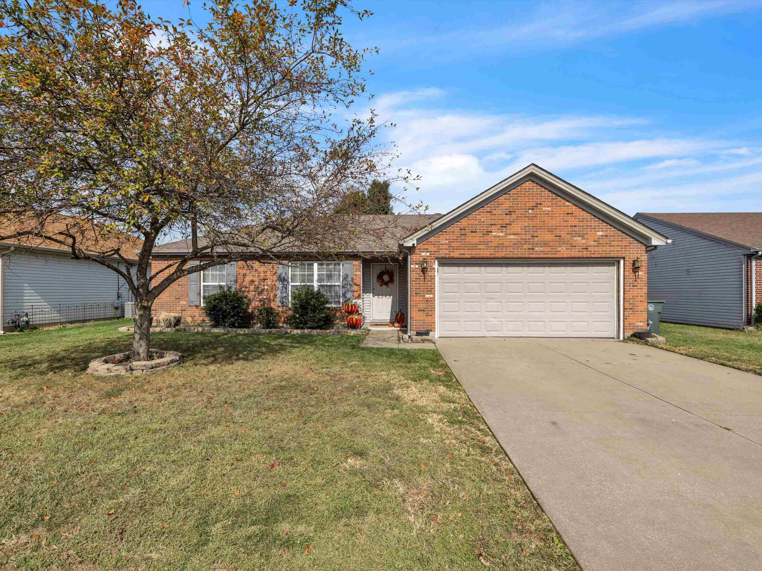 2349 Heritage Park Drive, Owensboro, Kentucky 42301, 3 Bedrooms Bedrooms, ,2 BathroomsBathrooms,Single Family Residence,For Sale,Heritage Park Drive,88296