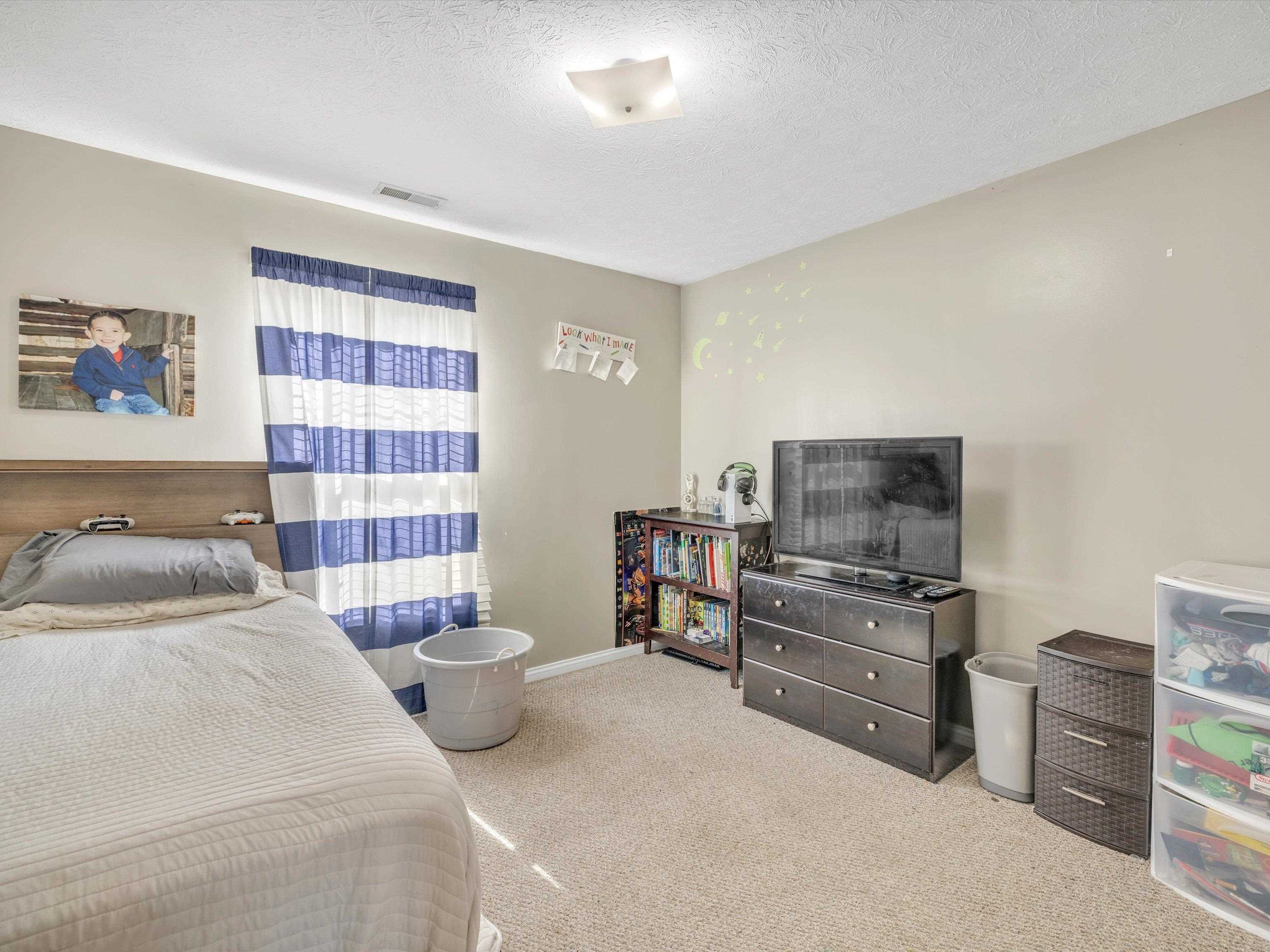 2349 Heritage Park Drive, Owensboro, Kentucky 42301, 3 Bedrooms Bedrooms, ,2 BathroomsBathrooms,Single Family Residence,For Sale,Heritage Park Drive,88296