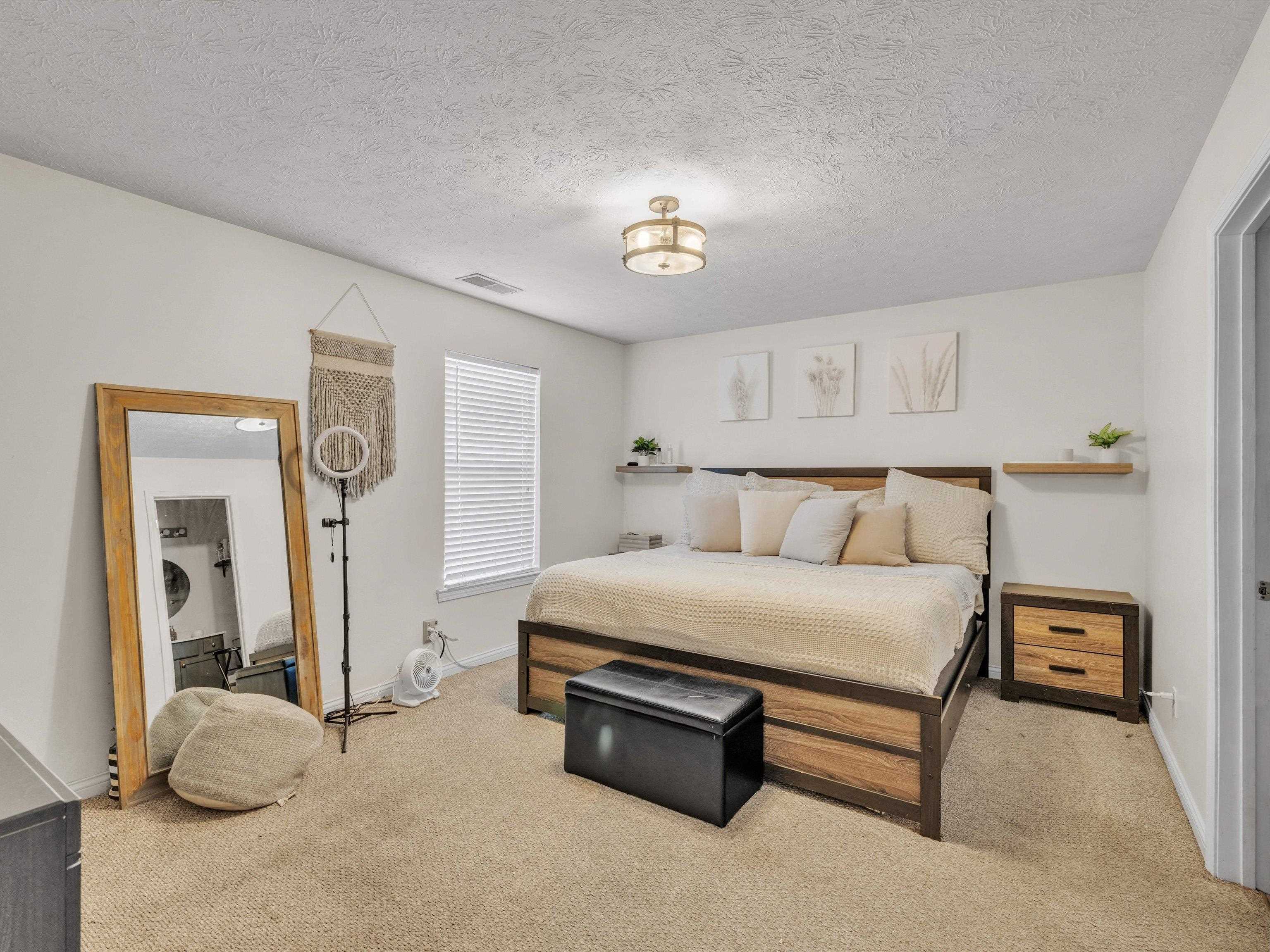 2349 Heritage Park Drive, Owensboro, Kentucky 42301, 3 Bedrooms Bedrooms, ,2 BathroomsBathrooms,Single Family Residence,For Sale,Heritage Park Drive,88296
