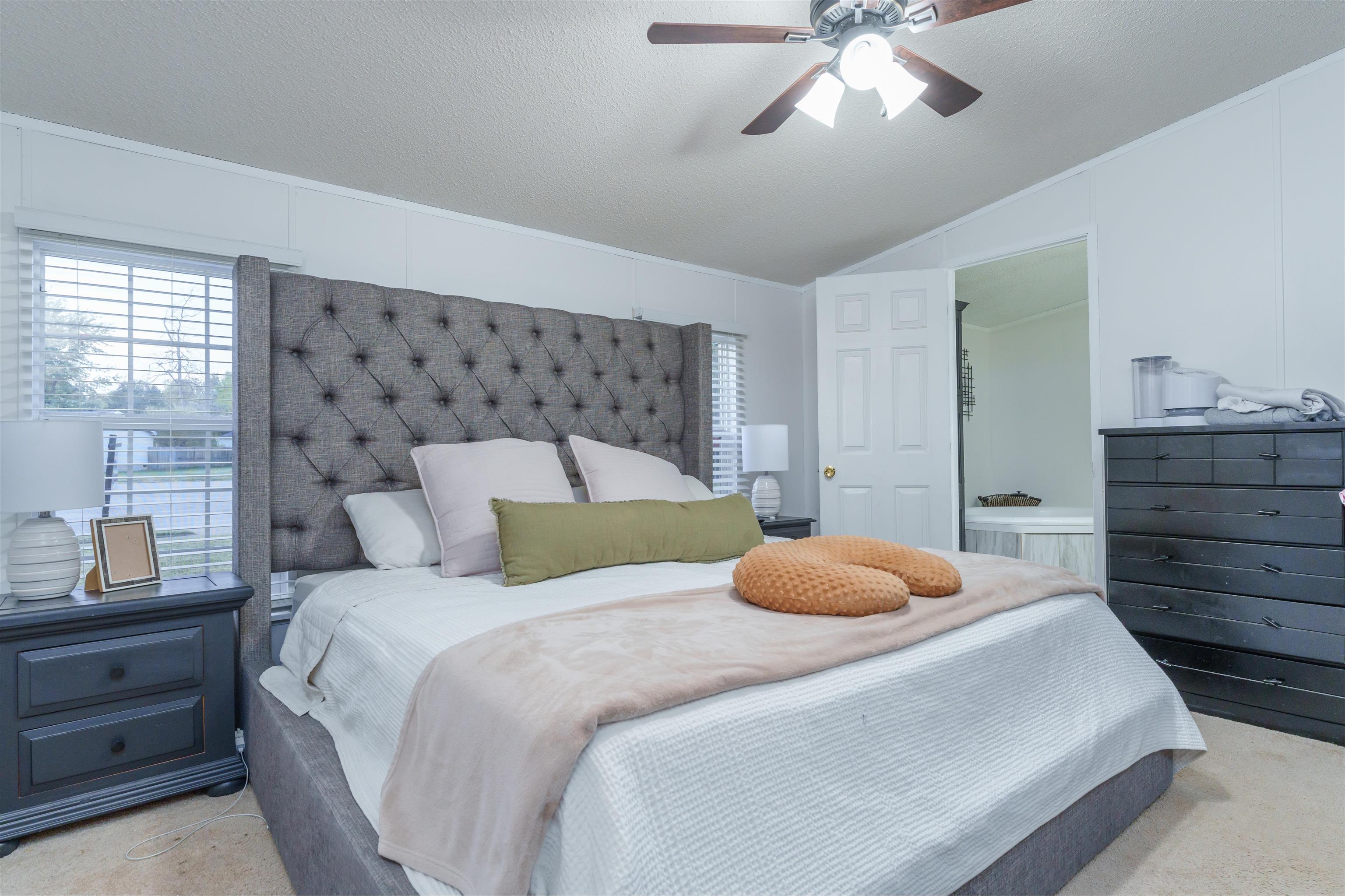 4056 Silent Doe Xing, Owensboro, Kentucky 42301, 3 Bedrooms Bedrooms, ,2 BathroomsBathrooms,Manufactured On Land,For Sale,Silent Doe Xing,88299