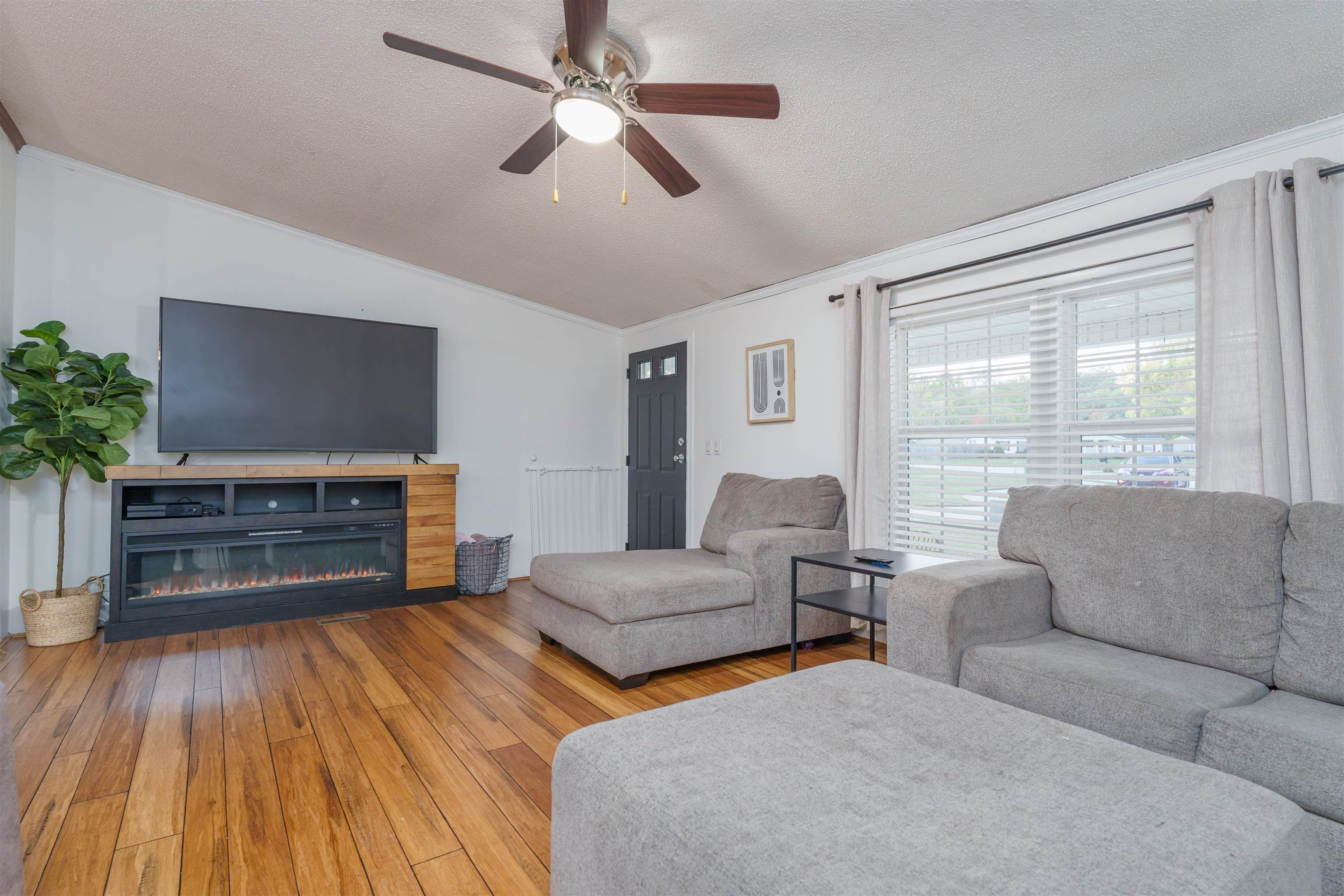 4056 Silent Doe Xing, Owensboro, Kentucky 42301, 3 Bedrooms Bedrooms, ,2 BathroomsBathrooms,Manufactured On Land,For Sale,Silent Doe Xing,88299