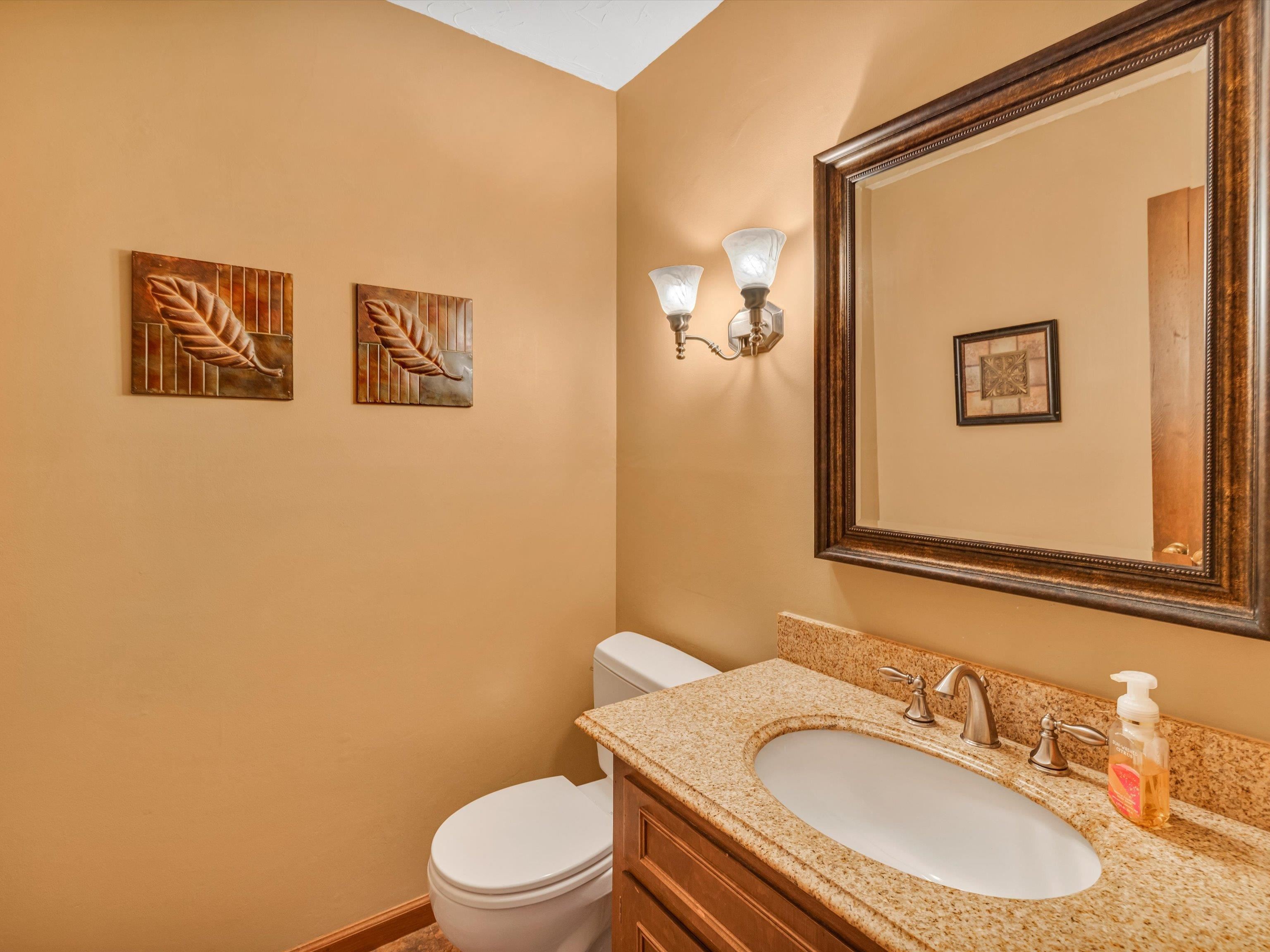 2003 Bayview Drive, Madisonville, Kentucky 42431, 4 Bedrooms Bedrooms, ,3 BathroomsBathrooms,Single Family Residence,For Sale,Bayview Drive,88300