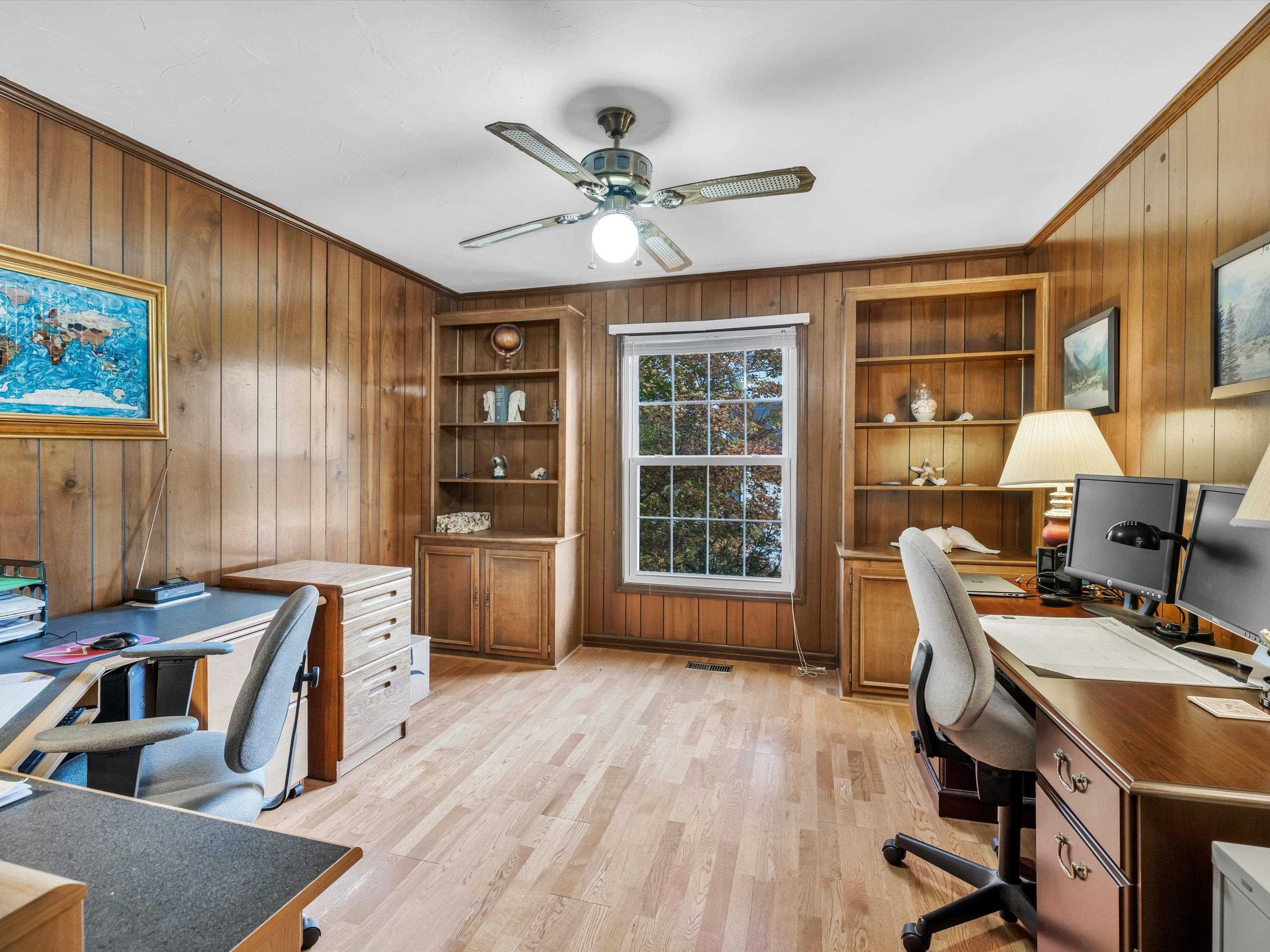 2003 Bayview Drive, Madisonville, Kentucky 42431, 4 Bedrooms Bedrooms, ,3 BathroomsBathrooms,Single Family Residence,For Sale,Bayview Drive,88300