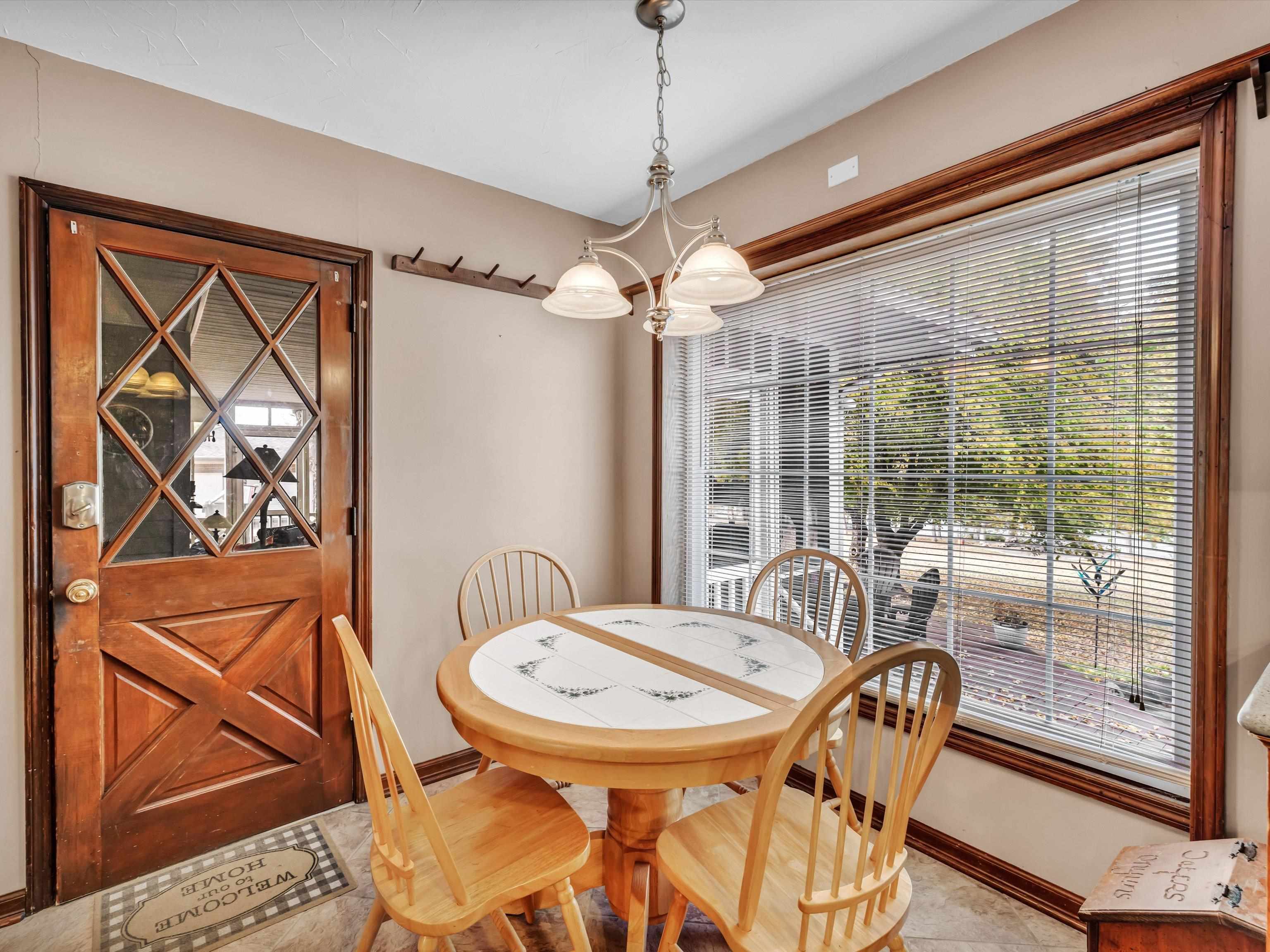 2003 Bayview Drive, Madisonville, Kentucky 42431, 4 Bedrooms Bedrooms, ,3 BathroomsBathrooms,Single Family Residence,For Sale,Bayview Drive,88300