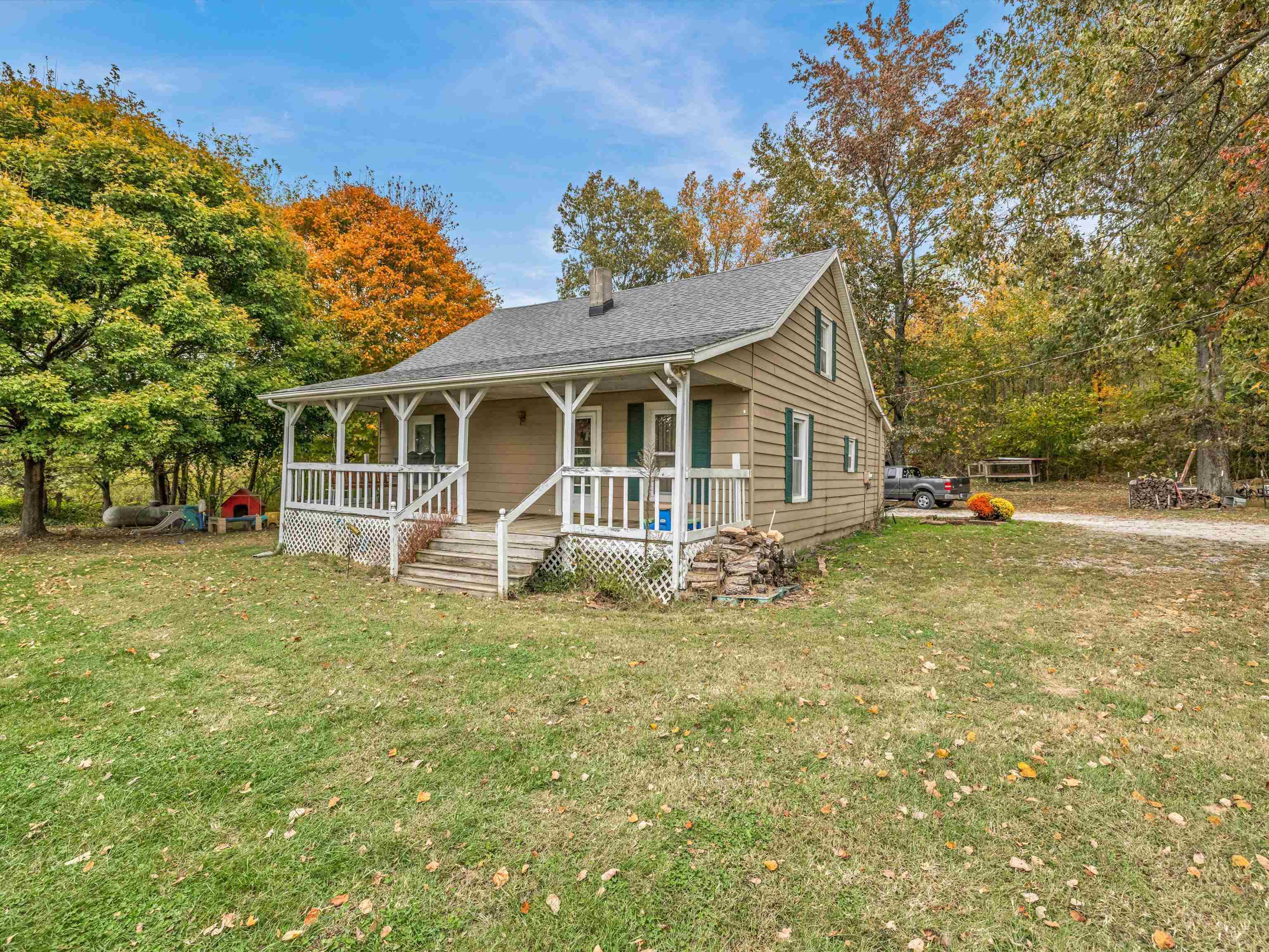 7511 State Route 136 East, Calhoun, Kentucky 42347, 3 Bedrooms Bedrooms, ,1 BathroomBathrooms,Single Family Residence,For Sale,State Route 136 East,88302