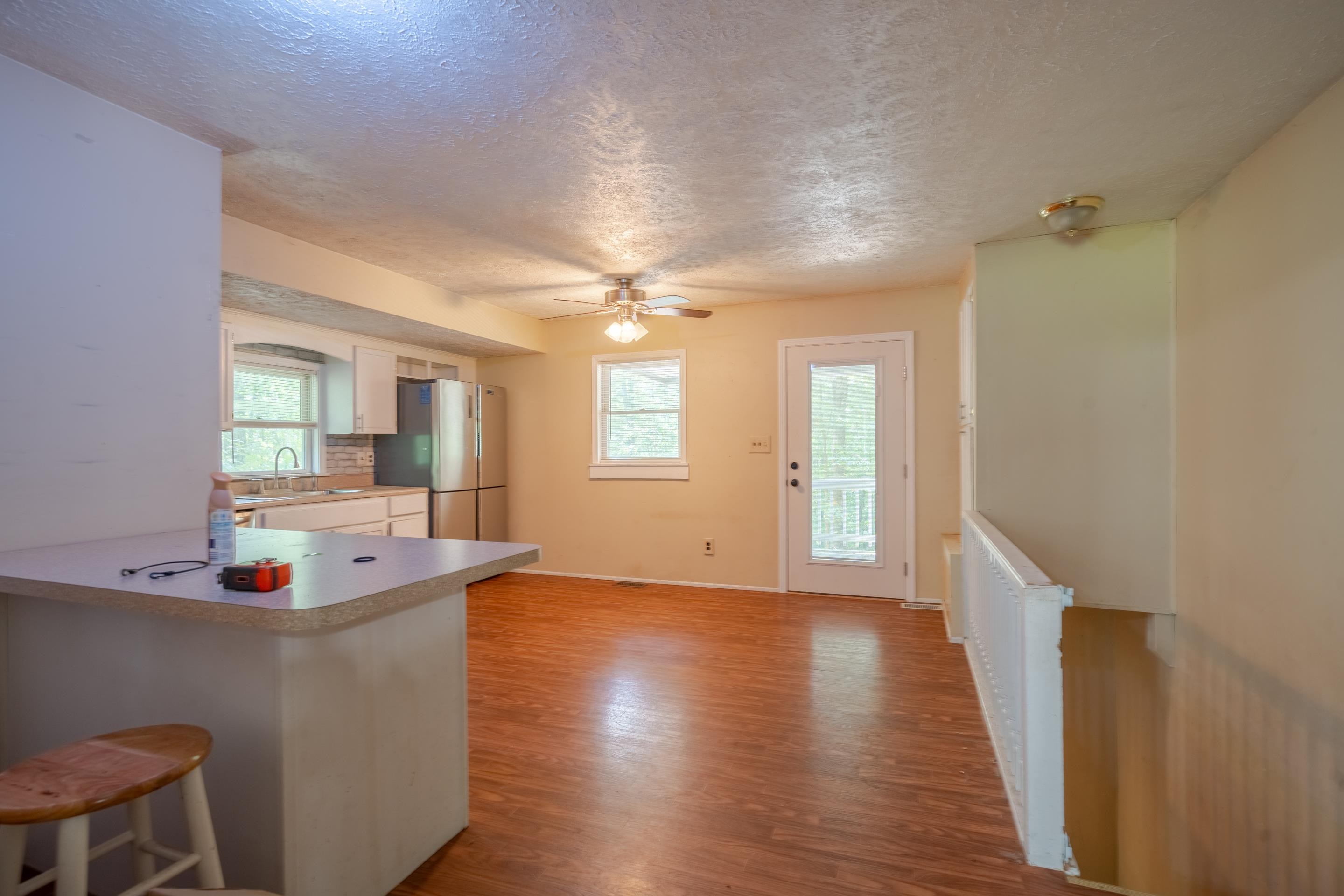 8489 Short Station Rd, Philpot, Kentucky 42366, 5 Bedrooms Bedrooms, ,2 BathroomsBathrooms,Single Family Residence,For Sale,Short Station Rd,88303