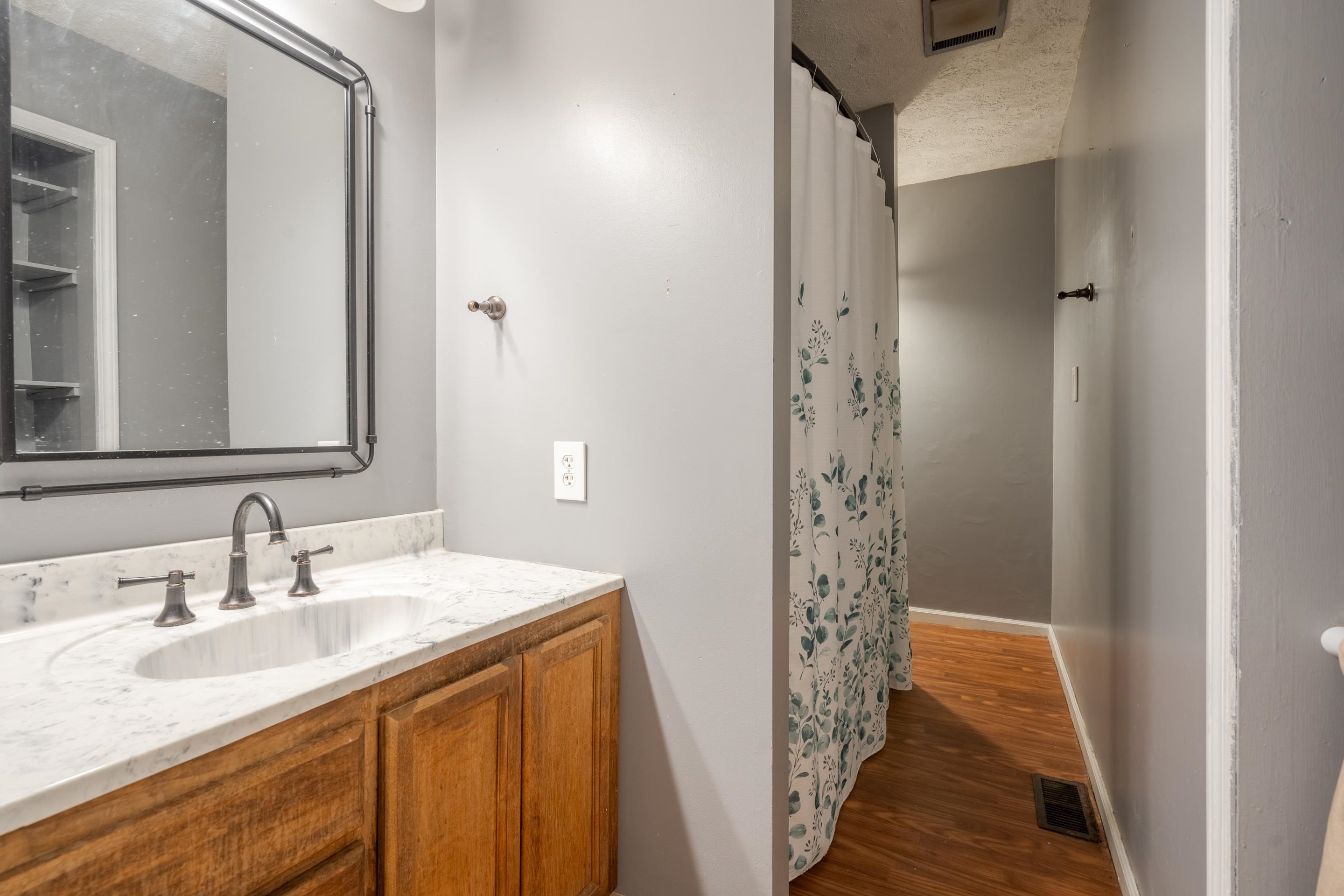 8489 Short Station Rd, Philpot, Kentucky 42366, 5 Bedrooms Bedrooms, ,2 BathroomsBathrooms,Single Family Residence,For Sale,Short Station Rd,88303