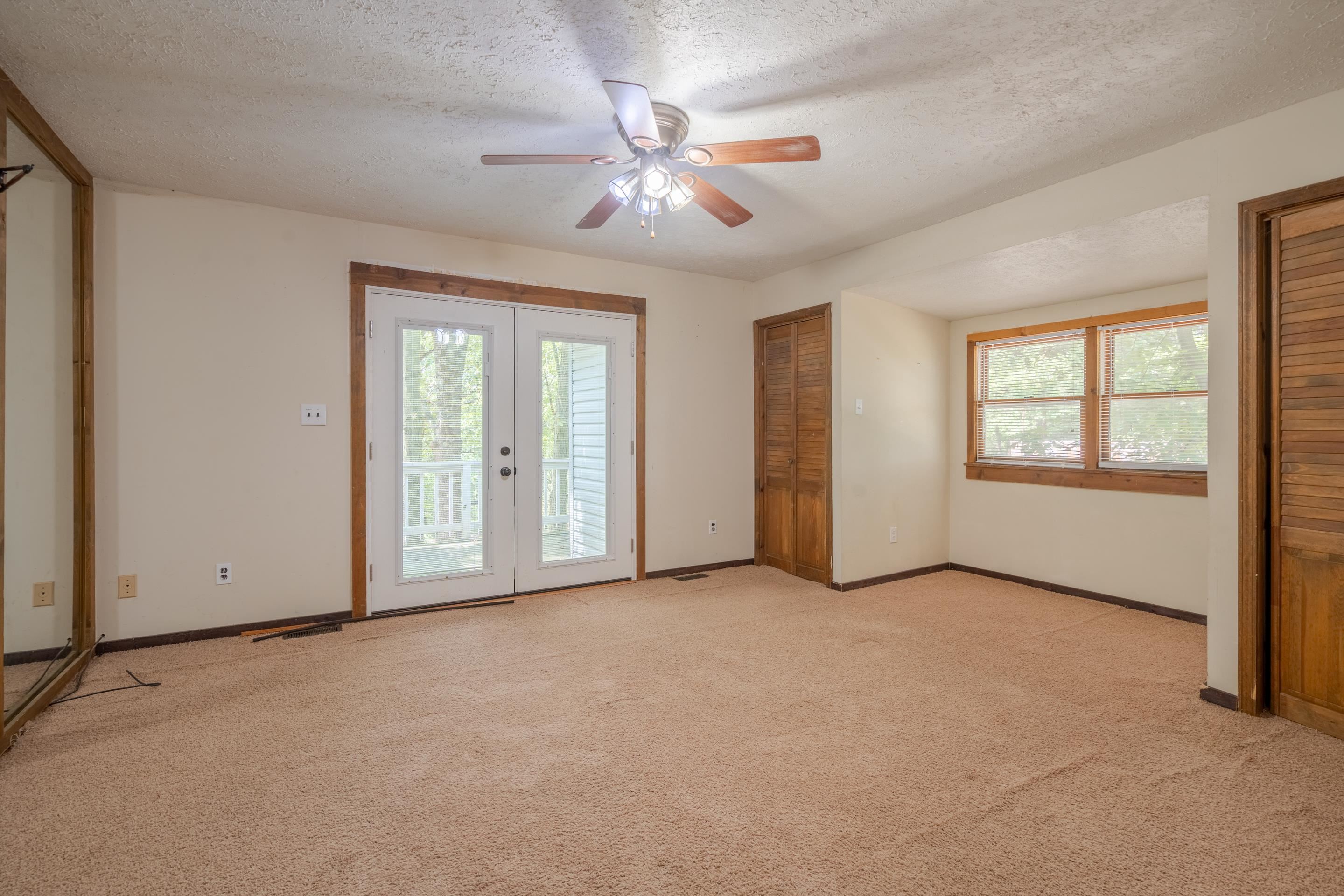 8489 Short Station Rd, Philpot, Kentucky 42366, 5 Bedrooms Bedrooms, ,2 BathroomsBathrooms,Single Family Residence,For Sale,Short Station Rd,88303