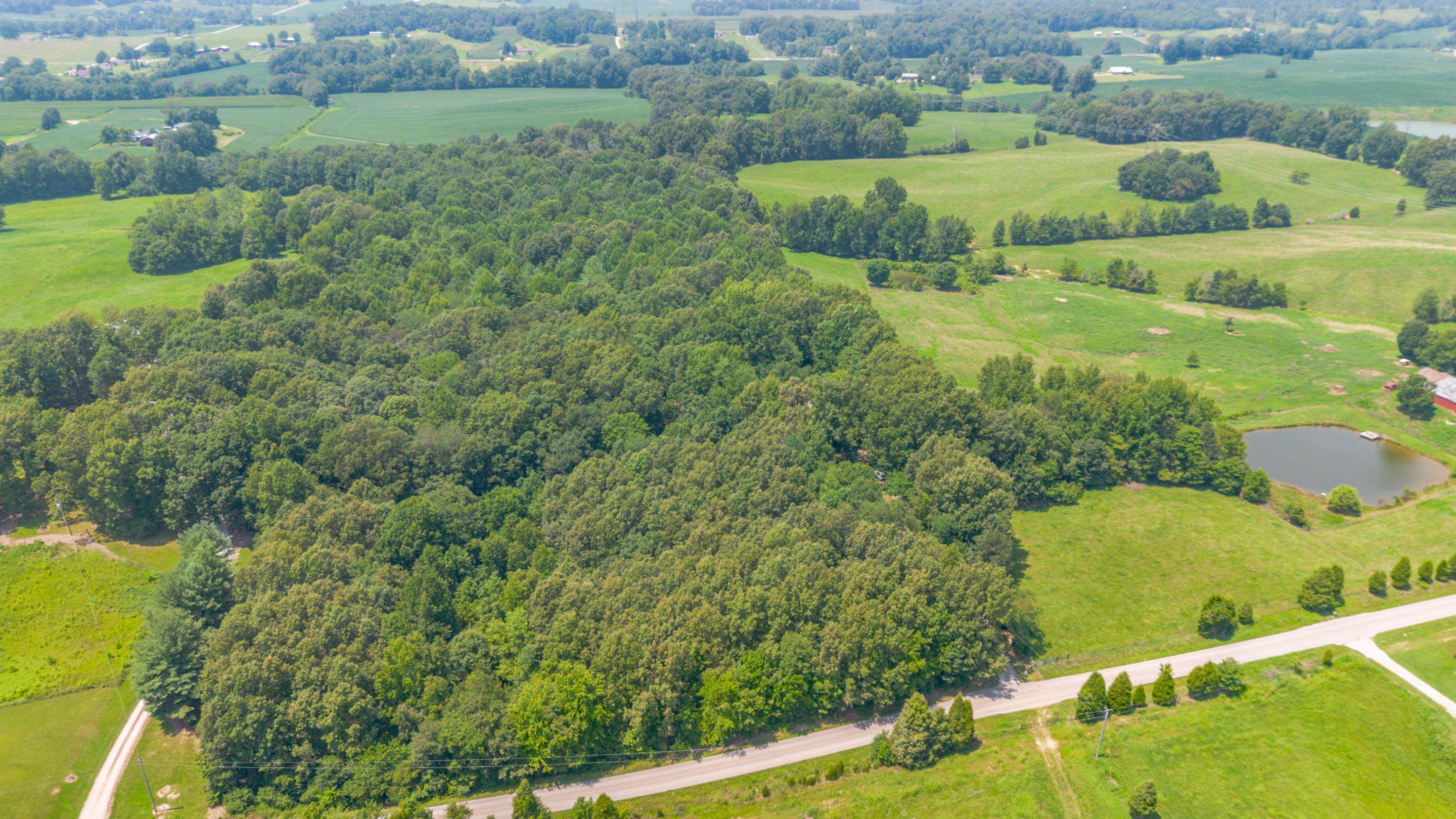 8489 Short Station Rd, Philpot, Kentucky 42366, 5 Bedrooms Bedrooms, ,2 BathroomsBathrooms,Single Family Residence,For Sale,Short Station Rd,88303