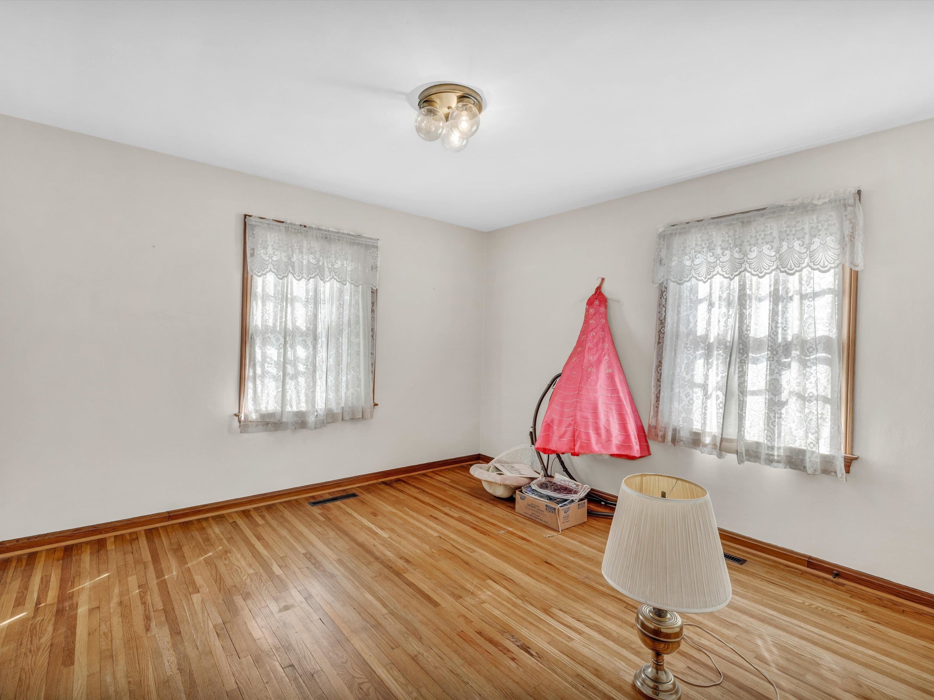 3030 Allen St., Owensboro, Kentucky 42303, 4 Bedrooms Bedrooms, ,1 BathroomBathrooms,Single Family Residence,For Sale,Allen St.,88307
