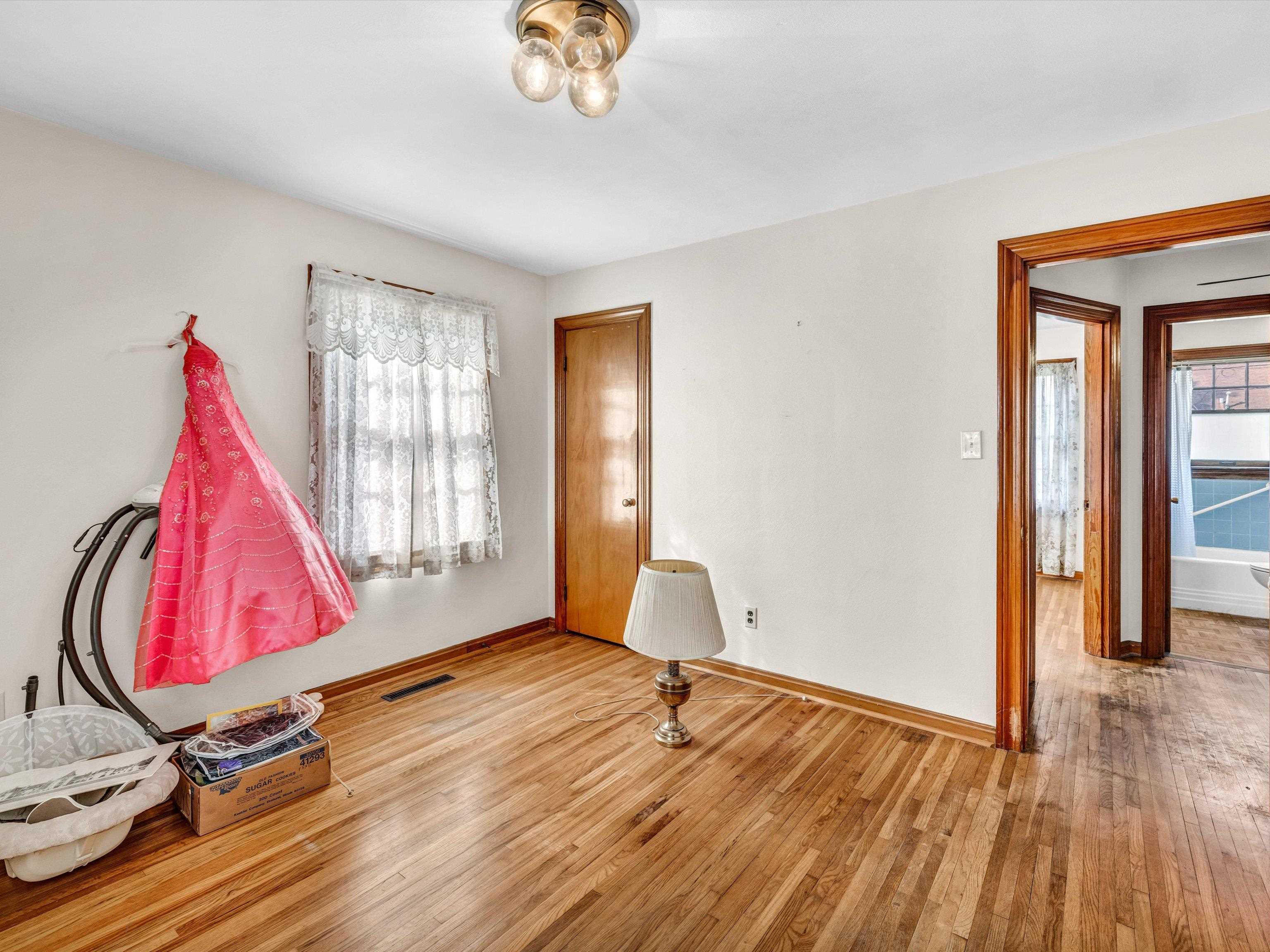 3030 Allen St., Owensboro, Kentucky 42303, 4 Bedrooms Bedrooms, ,1 BathroomBathrooms,Single Family Residence,For Sale,Allen St.,88307