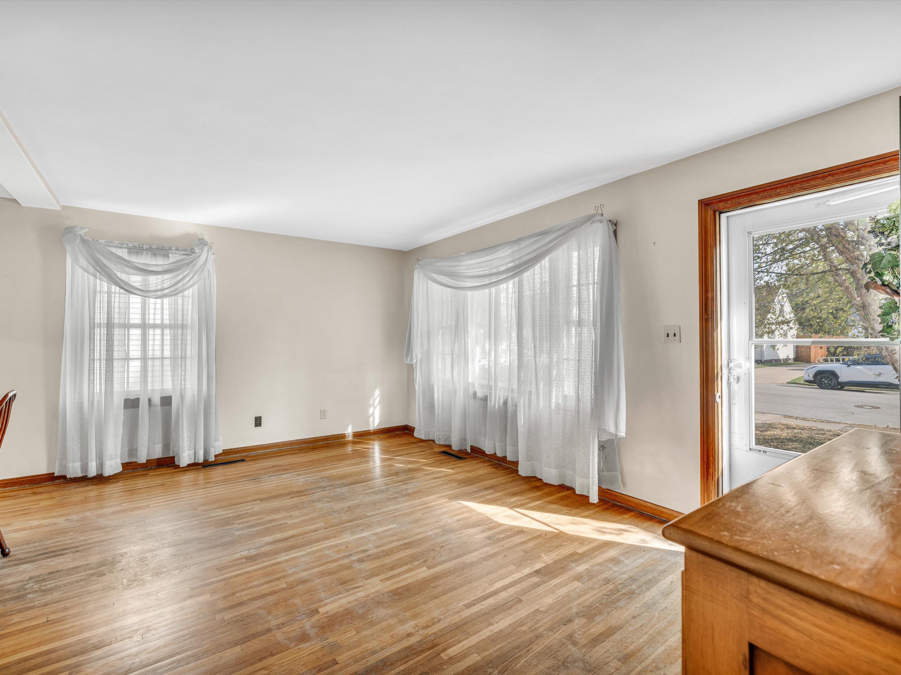 3030 Allen St., Owensboro, Kentucky 42303, 4 Bedrooms Bedrooms, ,1 BathroomBathrooms,Single Family Residence,For Sale,Allen St.,88307