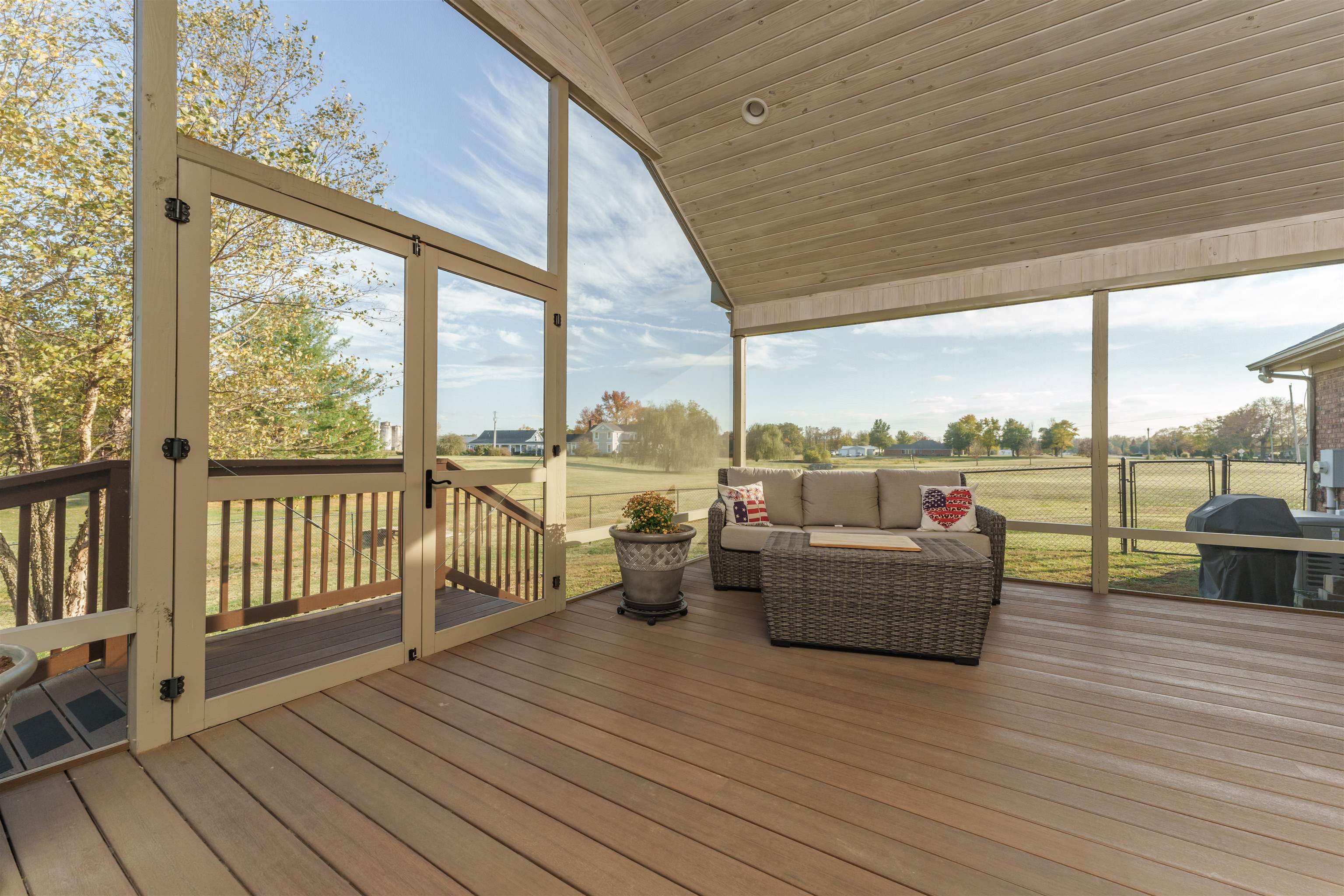 6051 Hwy 81, Owensboro, Kentucky 42301-8117, 3 Bedrooms Bedrooms, ,2 BathroomsBathrooms,Single Family Residence,For Sale,Hwy 81,88312