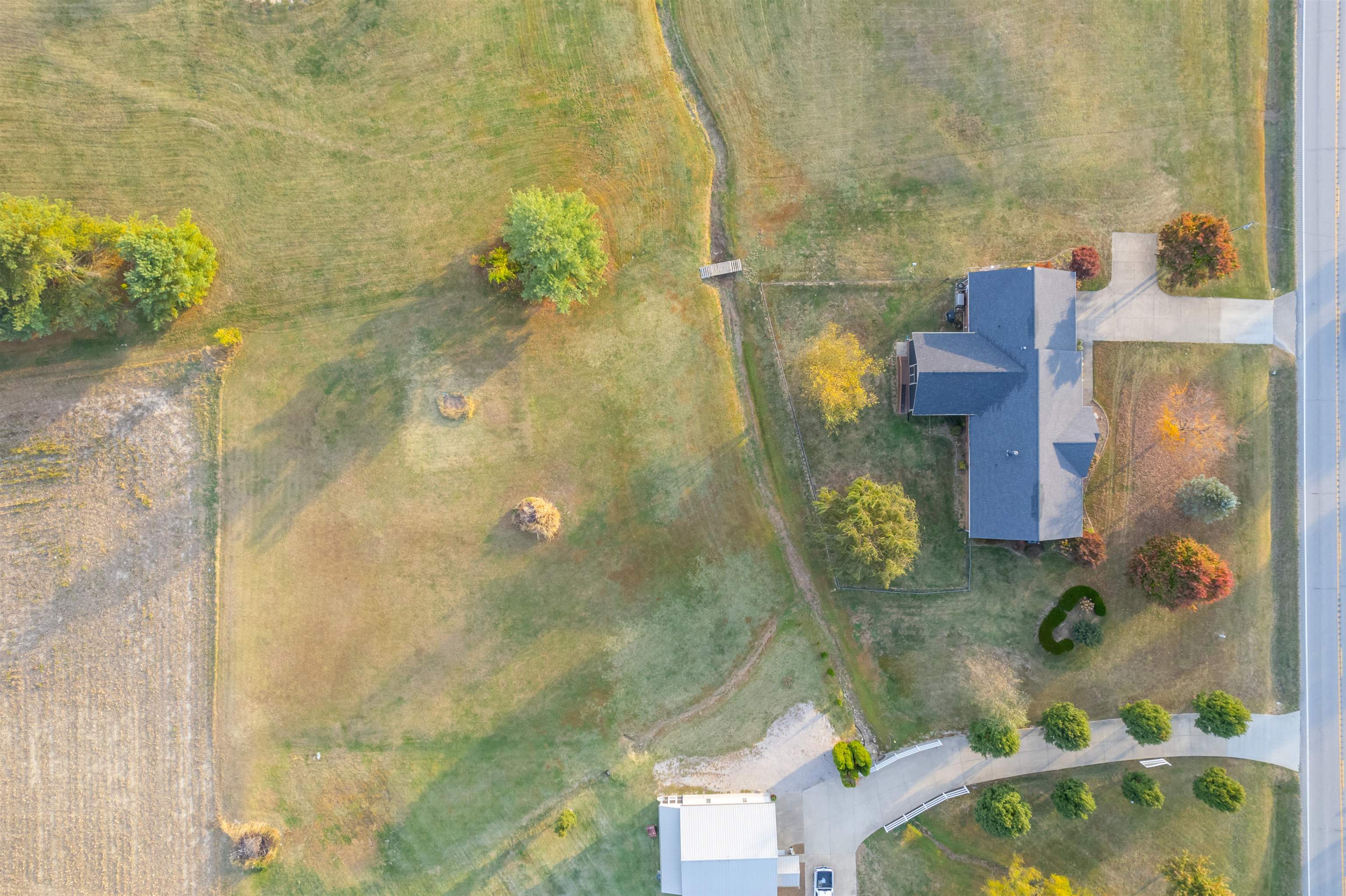 6051 Hwy 81, Owensboro, Kentucky 42301-8117, 3 Bedrooms Bedrooms, ,2 BathroomsBathrooms,Single Family Residence,For Sale,Hwy 81,88312