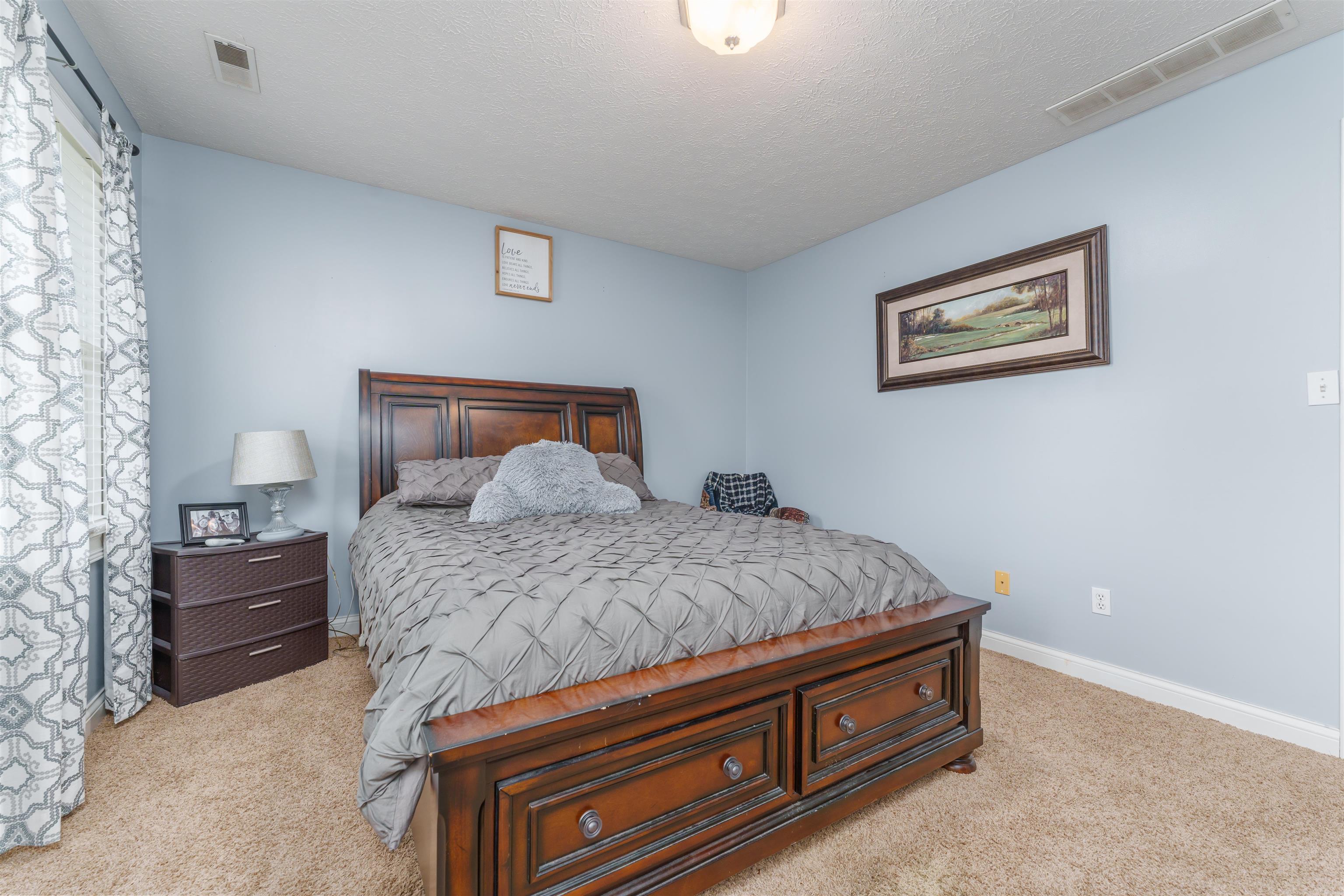 6470 State Route 144, Owensboro, Kentucky 42303, 3 Bedrooms Bedrooms, ,2 BathroomsBathrooms,Single Family Residence,For Sale,State Route 144,88314