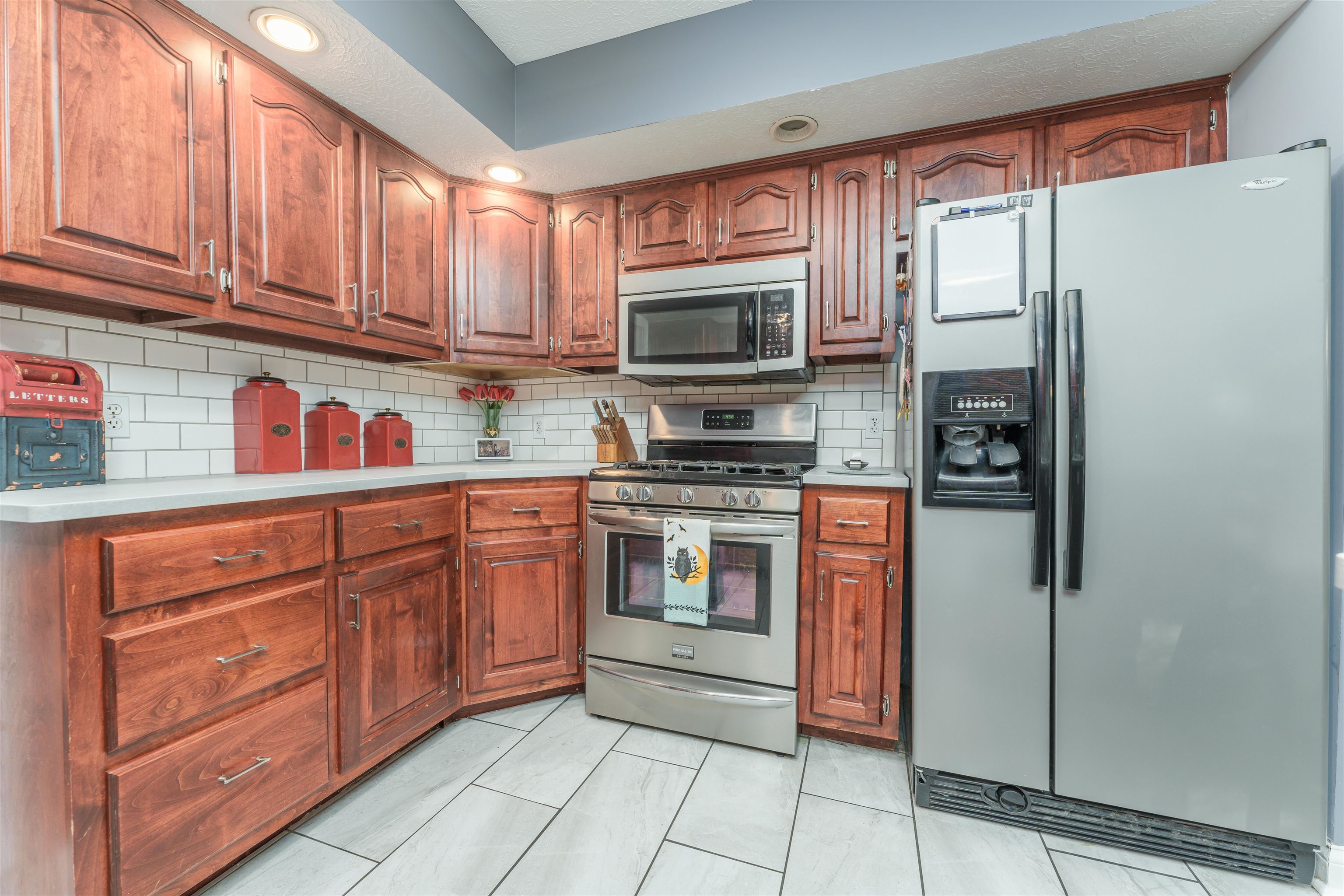 6470 State Route 144, Owensboro, Kentucky 42303, 3 Bedrooms Bedrooms, ,2 BathroomsBathrooms,Single Family Residence,For Sale,State Route 144,88314