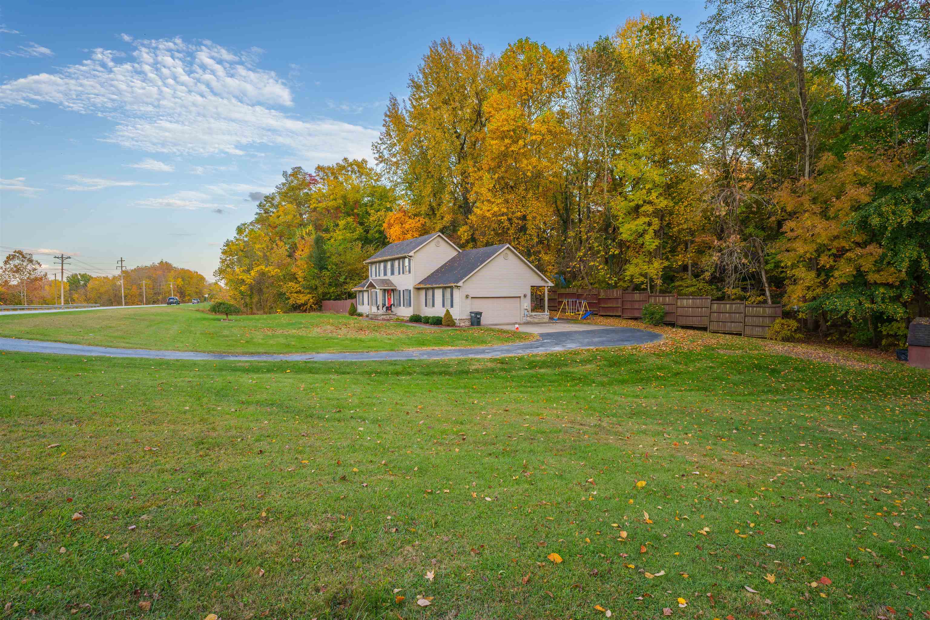 6470 State Route 144, Owensboro, Kentucky 42303, 3 Bedrooms Bedrooms, ,2 BathroomsBathrooms,Single Family Residence,For Sale,State Route 144,88314
