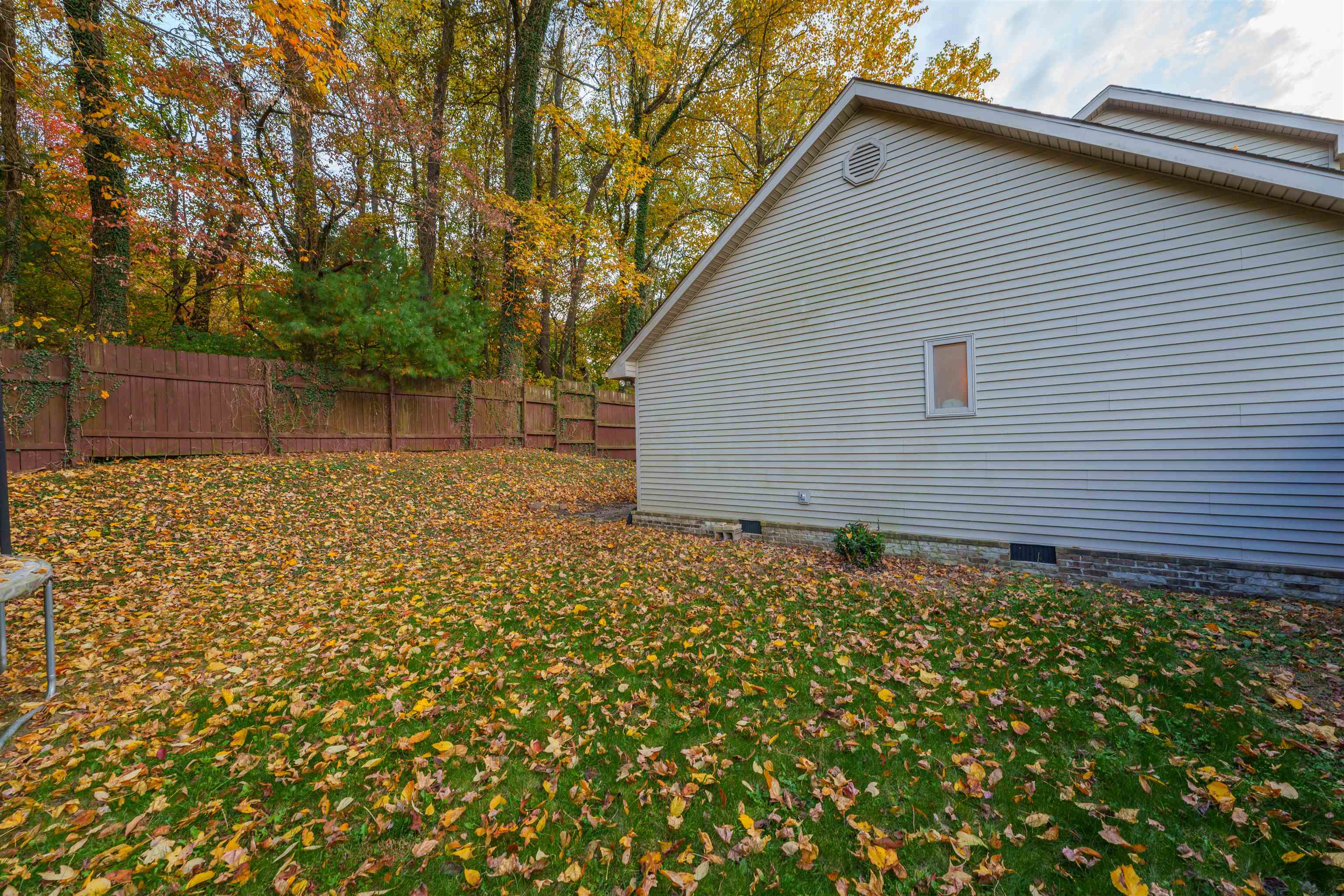 6470 State Route 144, Owensboro, Kentucky 42303, 3 Bedrooms Bedrooms, ,2 BathroomsBathrooms,Single Family Residence,For Sale,State Route 144,88314