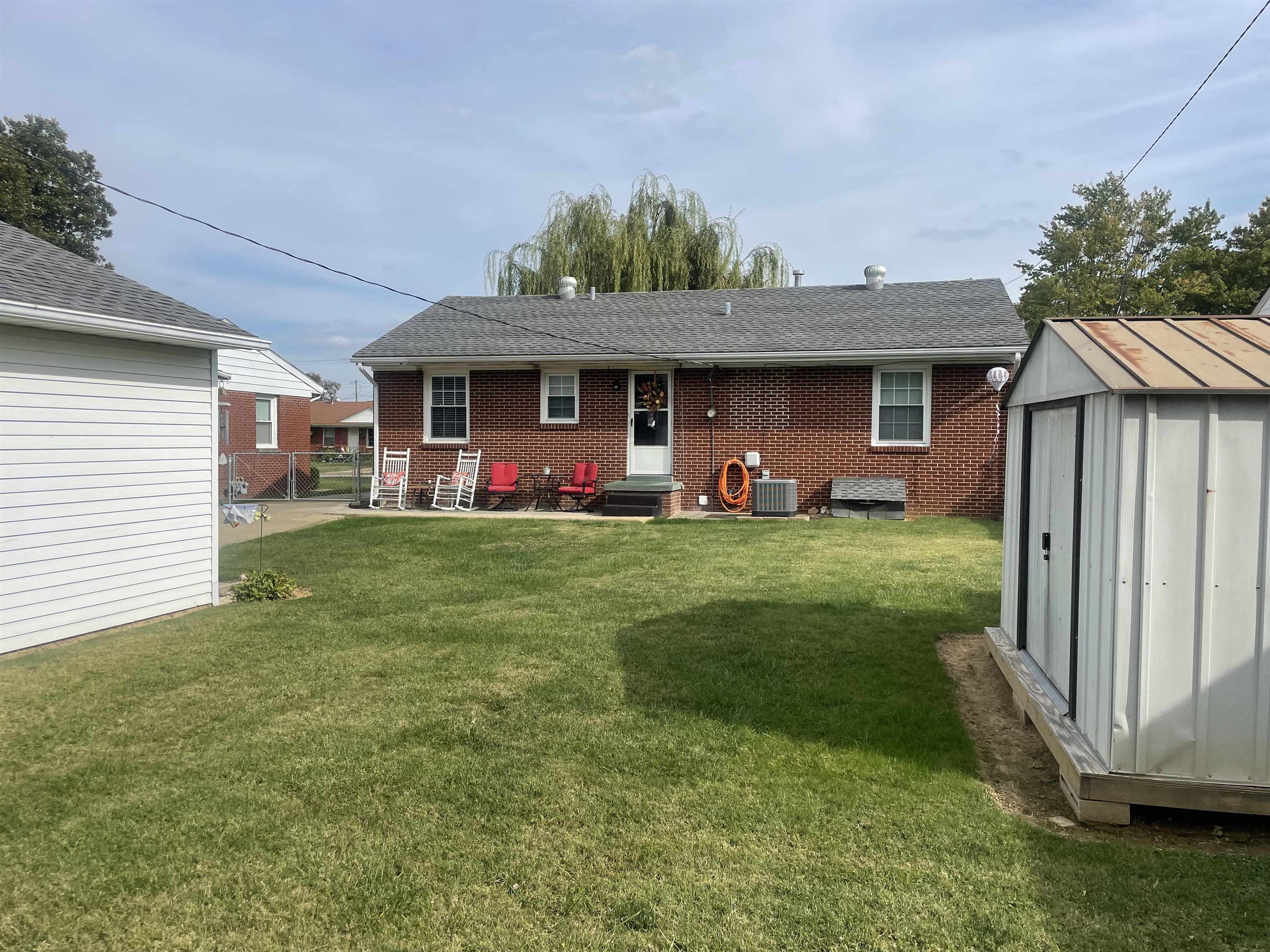 3626 Hawthorne Drive, Owensboro, Kentucky 42303, 3 Bedrooms Bedrooms, ,1 BathroomBathrooms,Single Family Residence,For Sale,Hawthorne Drive,88316