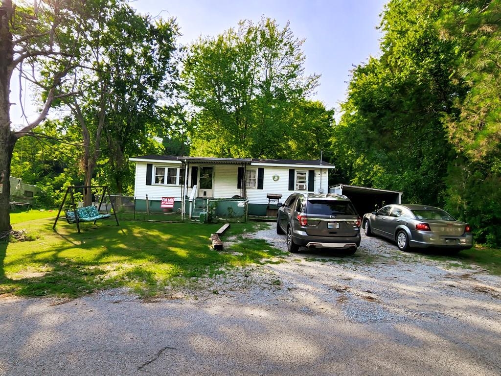 258 2nd Street, Rumsey, Kentucky 42371, 3 Bedrooms Bedrooms, ,1 BathroomBathrooms,Single Family Residence,For Sale,2nd Street,88317