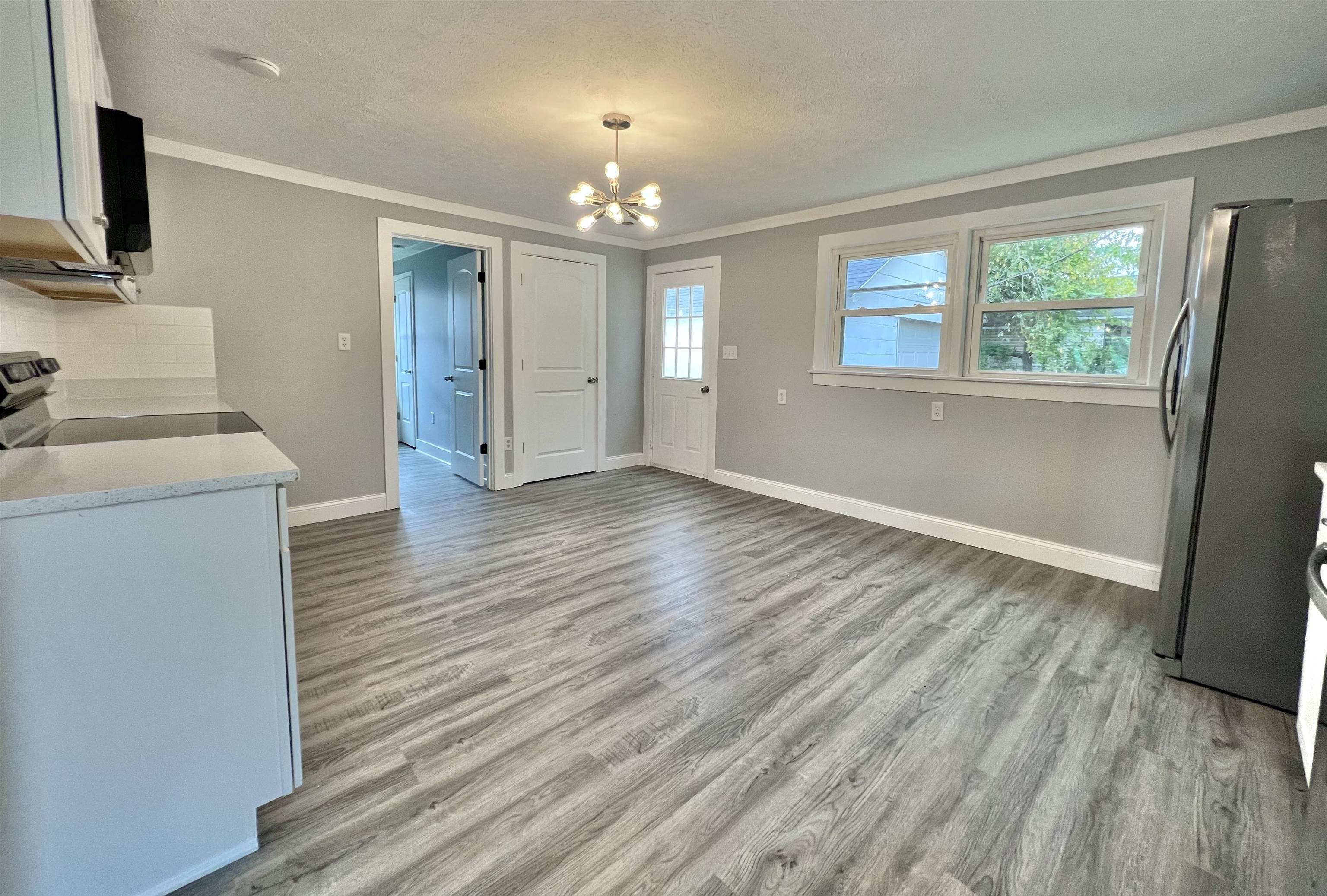 3002 Daviess St., Owensboro, Kentucky 42303, 3 Bedrooms Bedrooms, ,1 BathroomBathrooms,Single Family Residence,For Sale,Daviess St.,88319