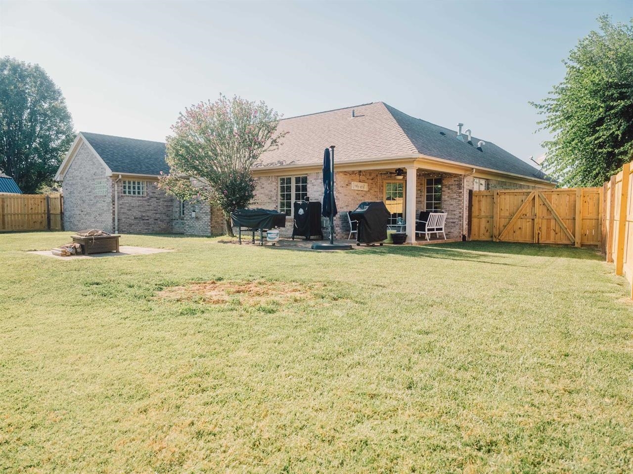 2434 Alysa Landing, Owensboro, Kentucky 42303, 3 Bedrooms Bedrooms, ,2 BathroomsBathrooms,Single Family Residence,For Sale,Alysa Landing,88321