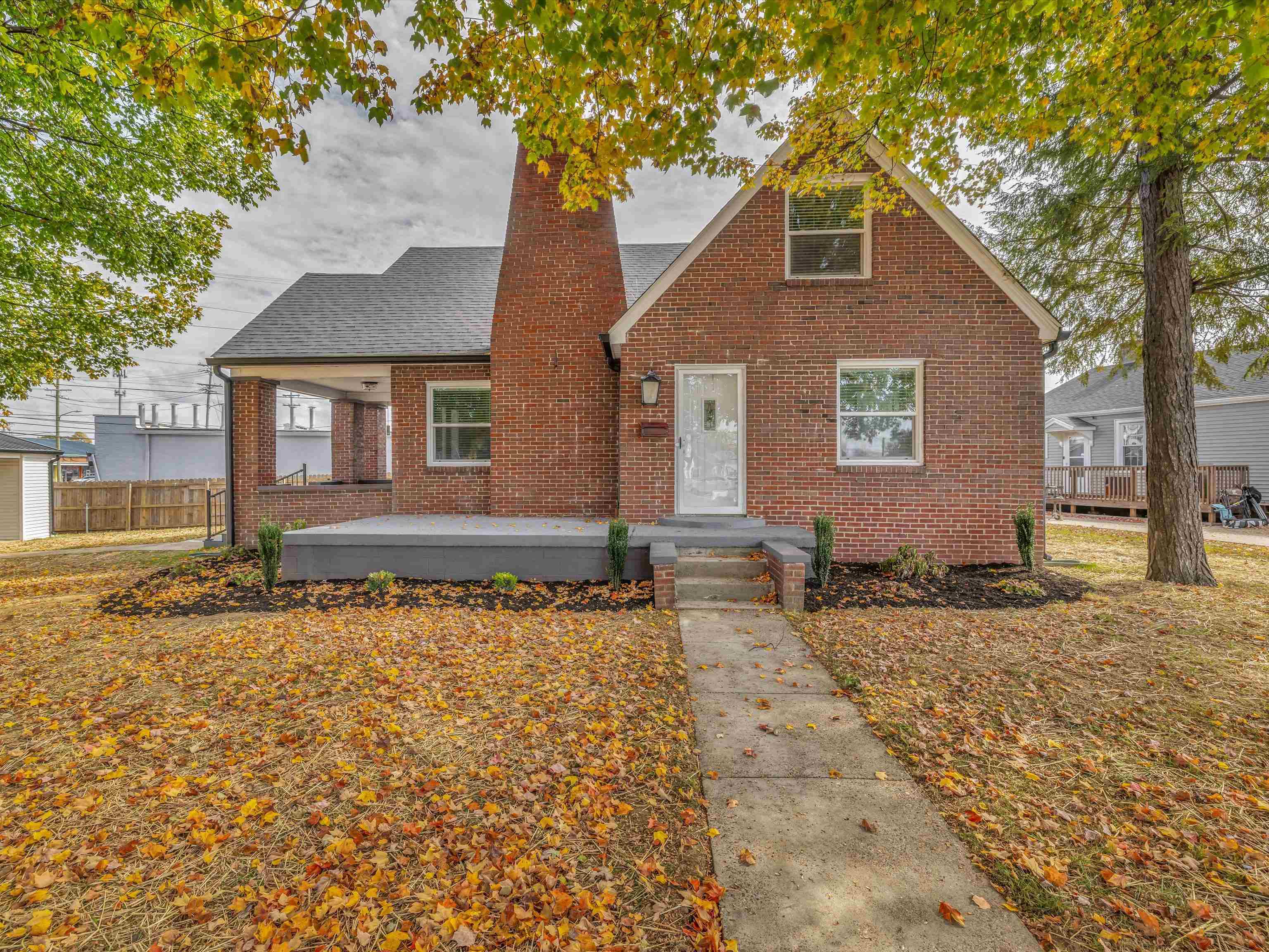 31 Colonial Court, Owensboro, Kentucky 42303, 3 Bedrooms Bedrooms, ,2 BathroomsBathrooms,Single Family Residence,For Sale,Colonial Court,88324