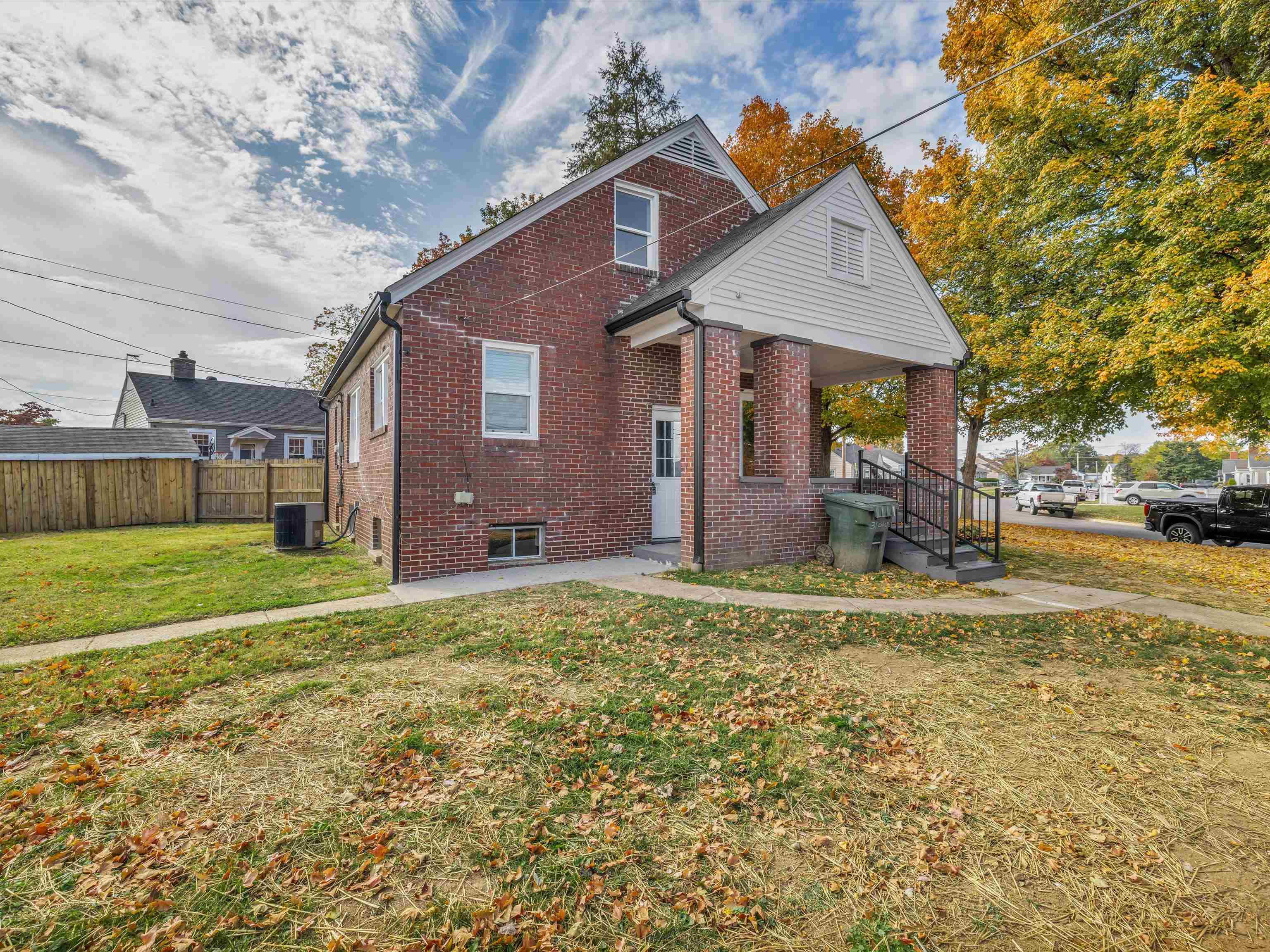 31 Colonial Court, Owensboro, Kentucky 42303, 3 Bedrooms Bedrooms, ,2 BathroomsBathrooms,Single Family Residence,For Sale,Colonial Court,88324
