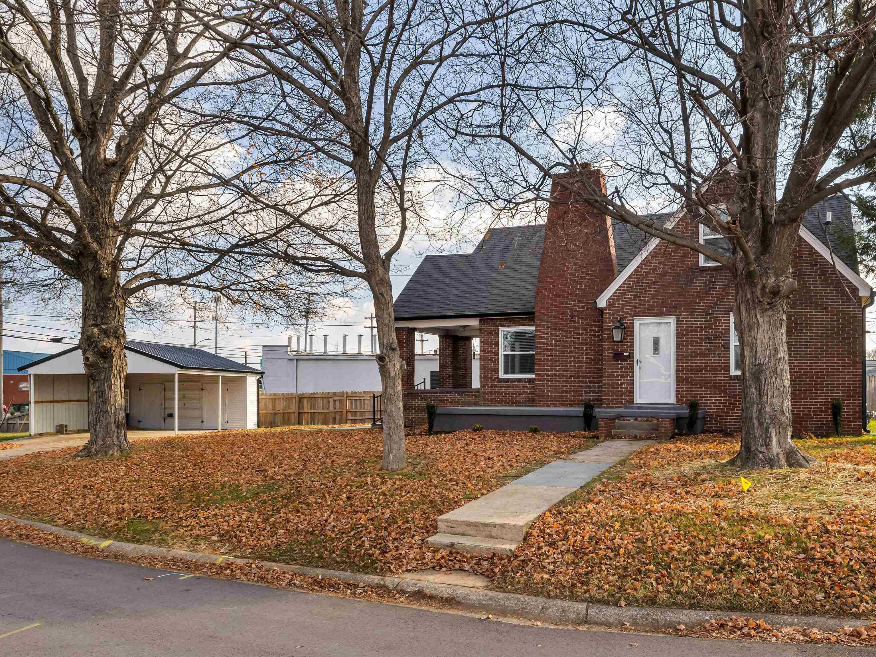 31 Colonial Court, Owensboro, Kentucky 42303, 3 Bedrooms Bedrooms, ,2 BathroomsBathrooms,Single Family Residence,For Sale,Colonial Court,88324